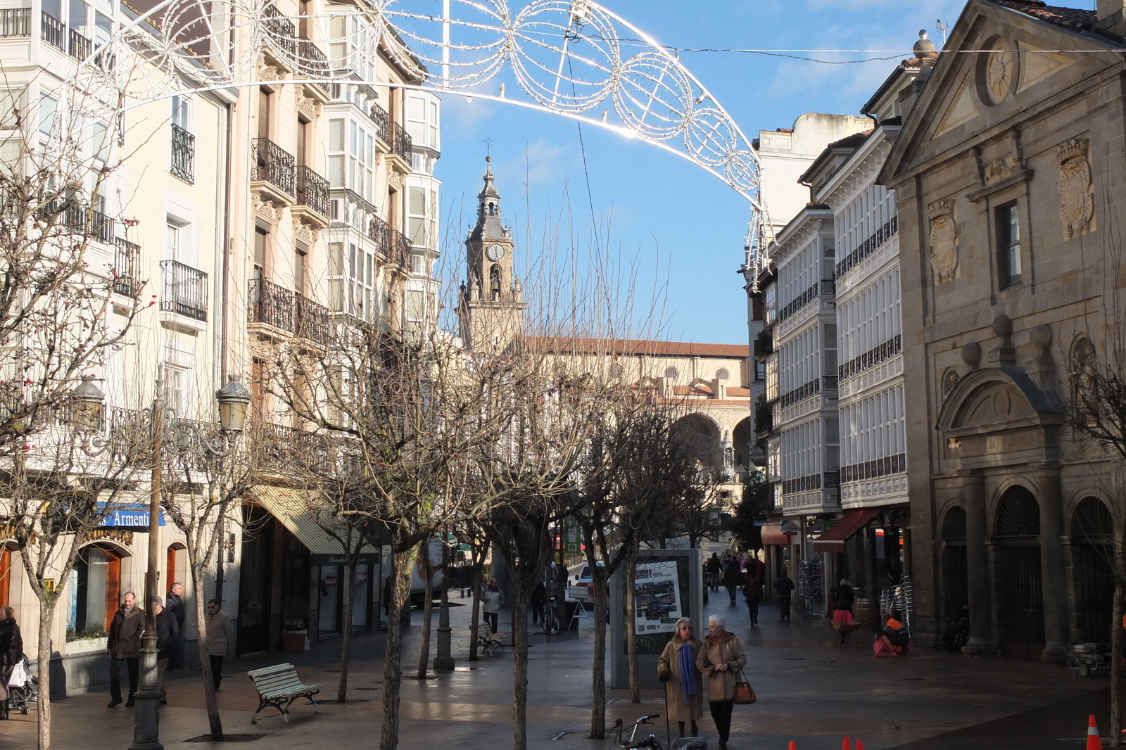 รูปถ่าย สเปน(Spain) บิโตเรีย-กัสเตซ(Vitoria Gasteiz) 2013-01 63