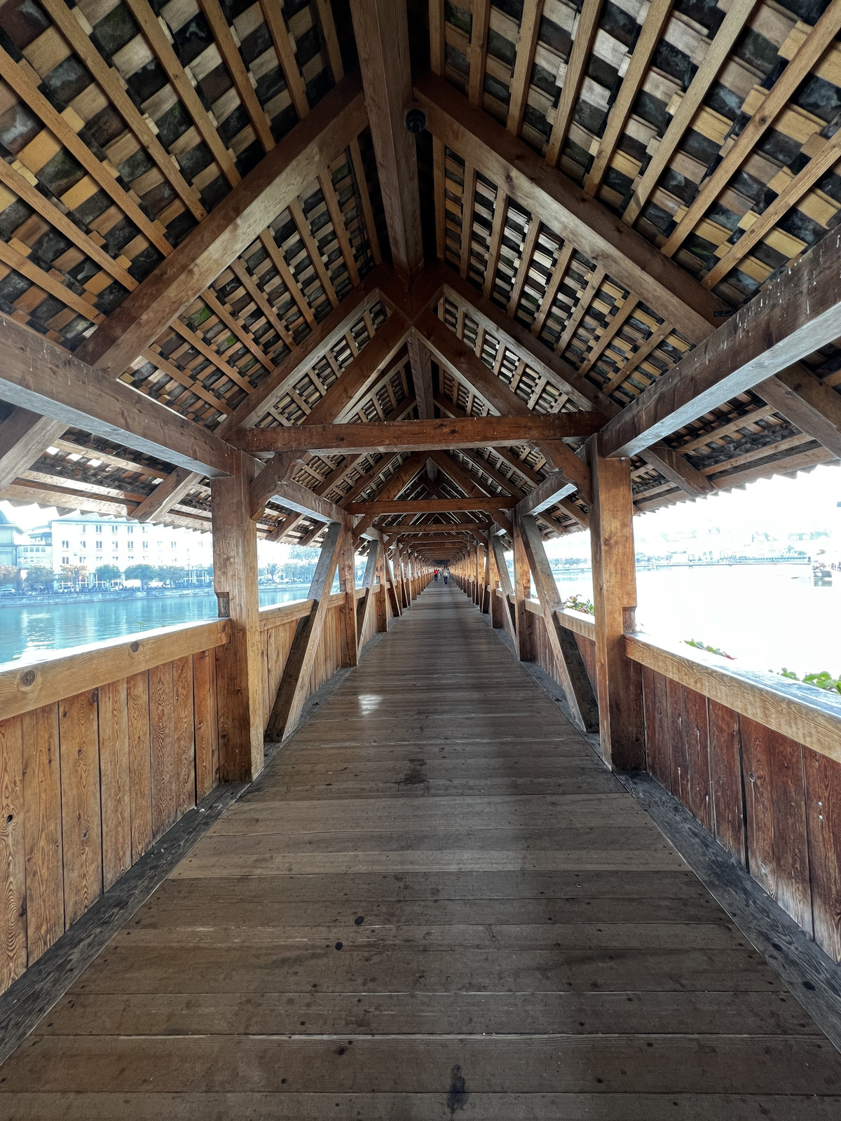 รูปถ่าย สวิสเซอร์แลนด์(Switzerland) ลูเซิร์น(Lucerne) 2023-10 25