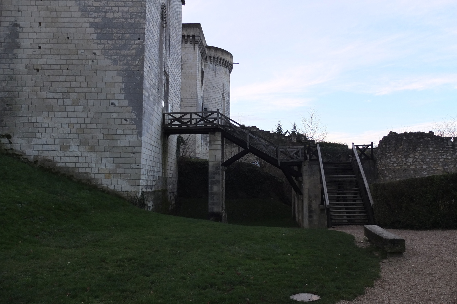 รูปถ่าย ฝรั่งเศส(France) ปราสาทลอช(Loches Castle) 2013-01 78