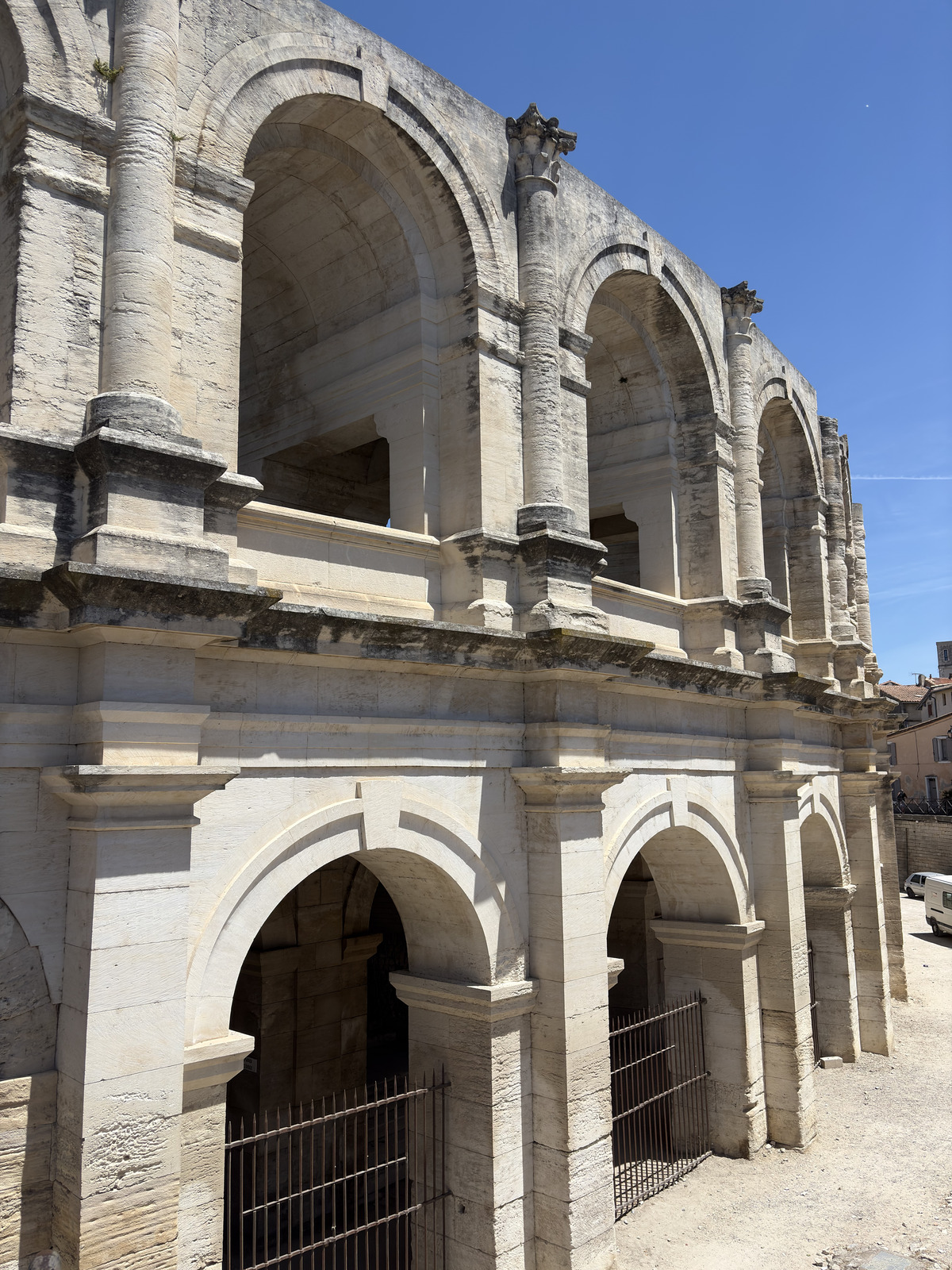 รูปถ่าย ฝรั่งเศส(France) อาร์เลอ(Arles) 2026-06 28