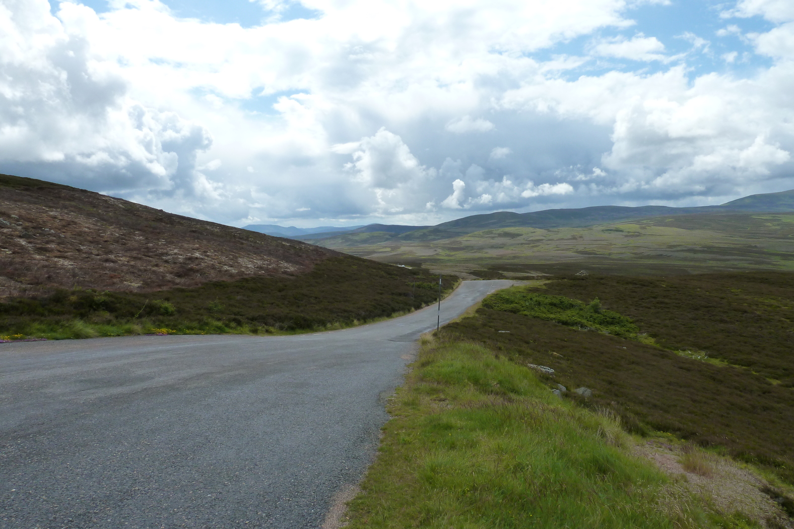 รูปถ่าย อังกฤษ(United Kingdom) อุทยานแห่งชาติแคร์นกอร์มส์(Cairngorms National Park) 2011-07 21