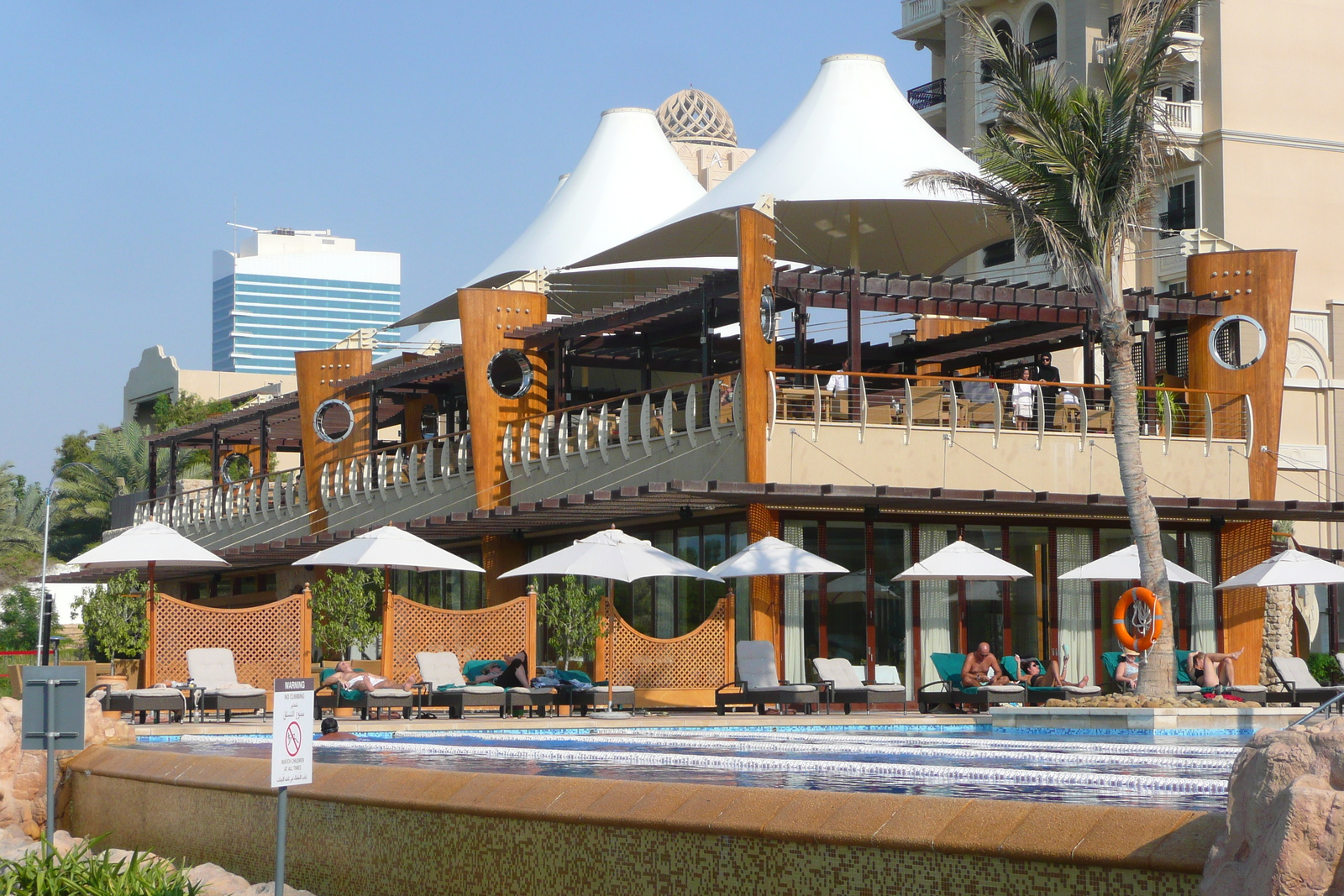 รูปถ่าย สหรัฐอาหรับเอมิเรตส์(United Arab Emirates) ดูไบ(Dubai) โรงแรมเลอเมอริเดียน มินาเซยาฮี(Le Meridien Mina Seyahi Hotel) 2008-11 9