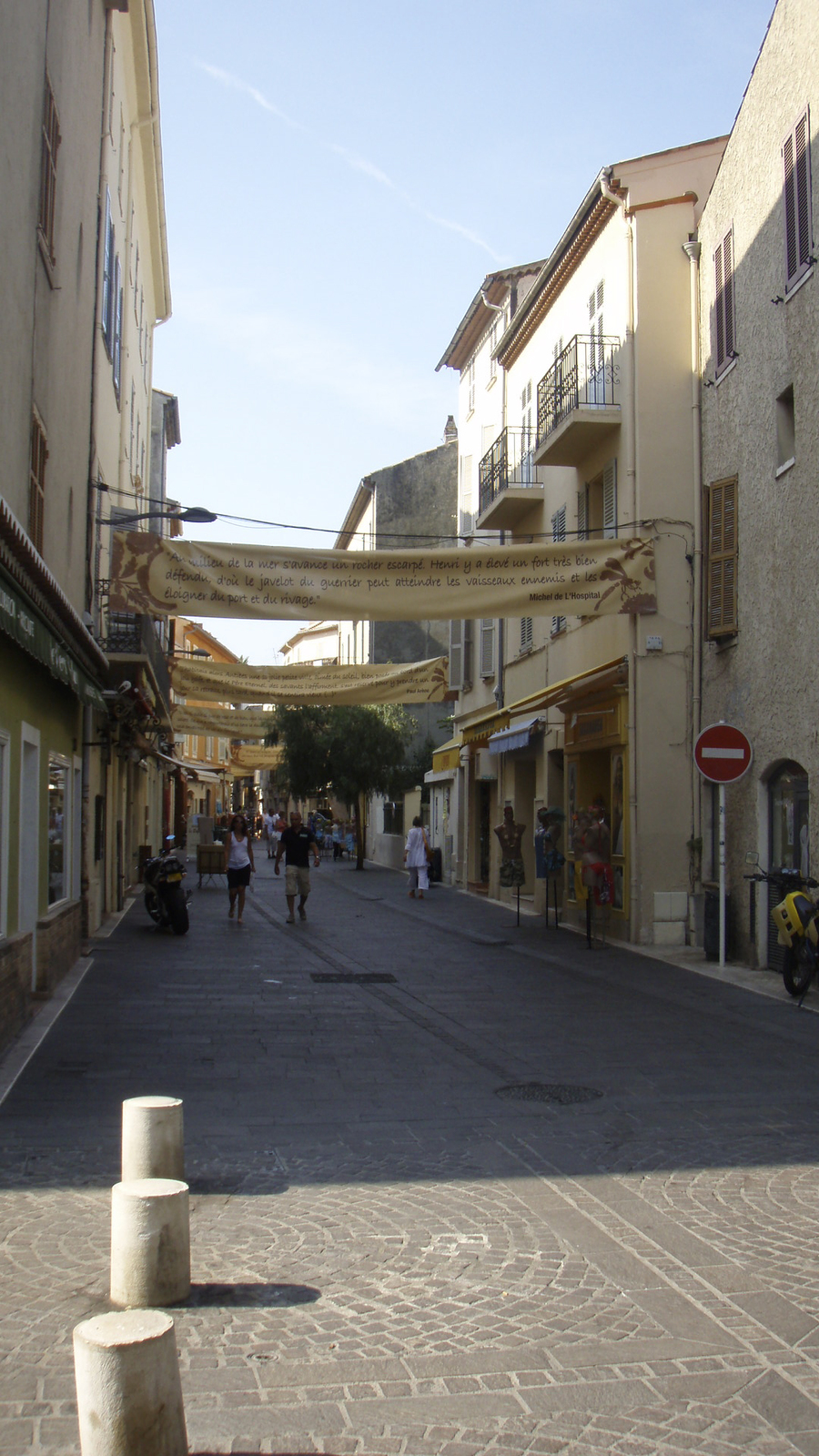 รูปถ่าย ฝรั่งเศส(France) อองทีป(Antibes) ถนนอากียง(Boulevard Aguillon) 2007-08 18