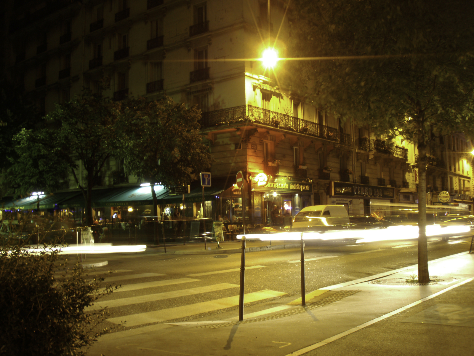 รูปถ่าย ฝรั่งเศส(France) ปารีส(Paris) ปิกาลยามค่ำคืน(Pigalle by night) 2007-07 14