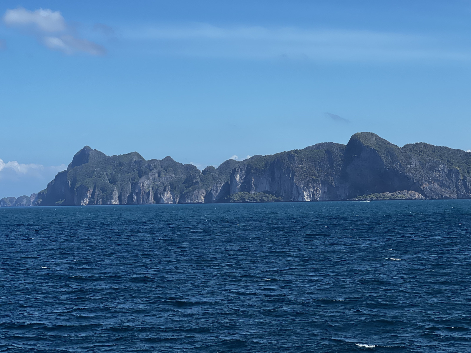 รูปถ่าย ไทย(Thailand) เรือเฟอร์รีจากภูเก็ตไปเกาะพีพี(Phuket to Ko Phi Phi Ferry) 2021-12 27