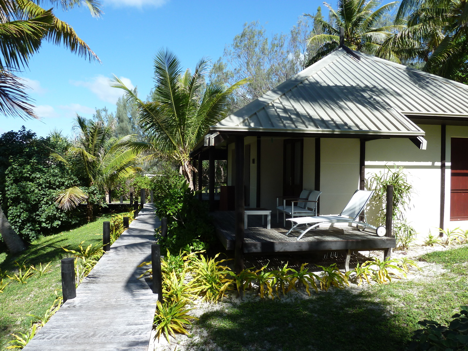 รูปถ่าย นิวแคลิโดเนีย(New Caledonia) เกาะลีฟู(Lifou) โรงแรมเดรฮูวิลเลจ(Drehu Village Hotel) 2010-05 82