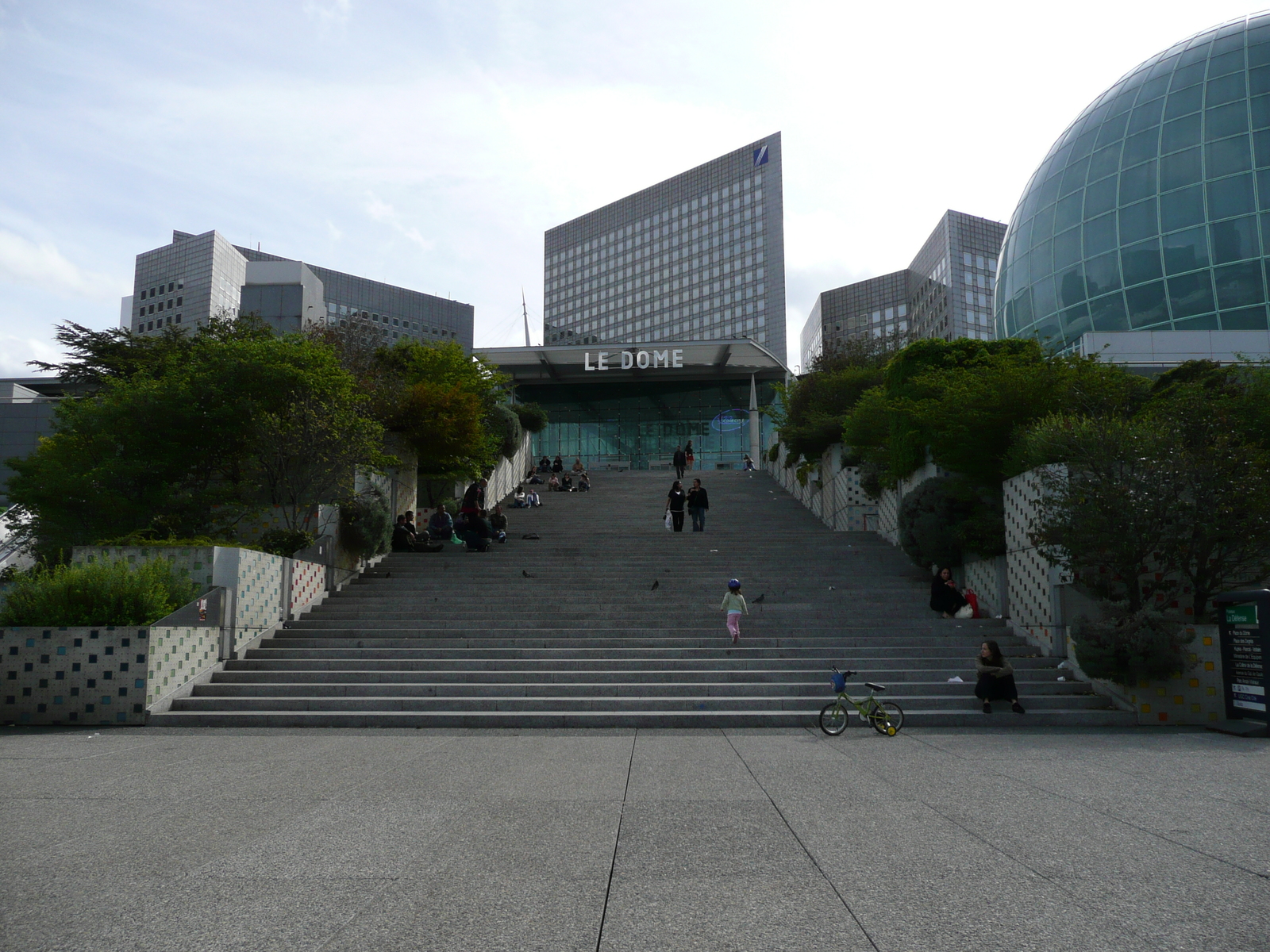 รูปถ่าย ฝรั่งเศส(France) ปารีส(Paris) ลาเดฟ็องส์(La Defense) 2007-05 23