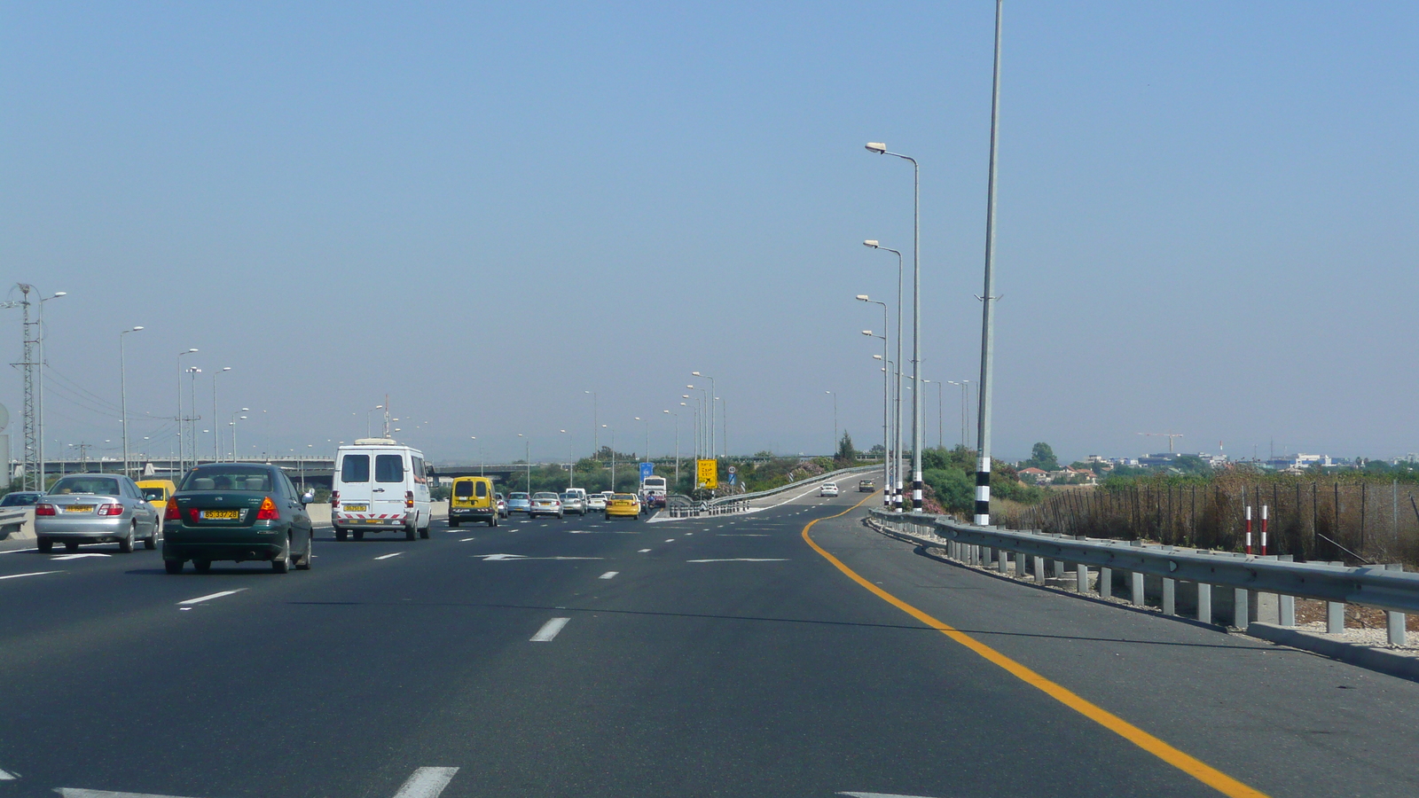 รูปถ่าย อิสราเอล(Israel) จากเทลอาวีฟไปท่าอากาศยานเบนกูเรียน(Tel Aviv to Ben Gurion Airport) 2007-06 21