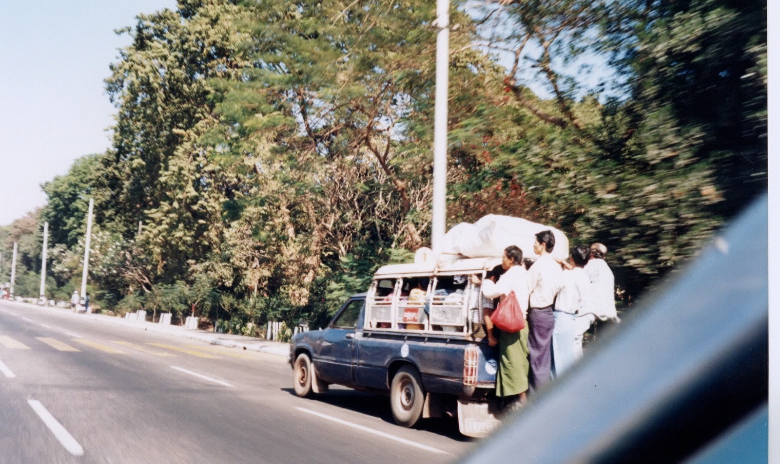 รูปถ่าย พม่า(Myanmar) ภูเขาโปปา(Mount Popa) 1998-01 2