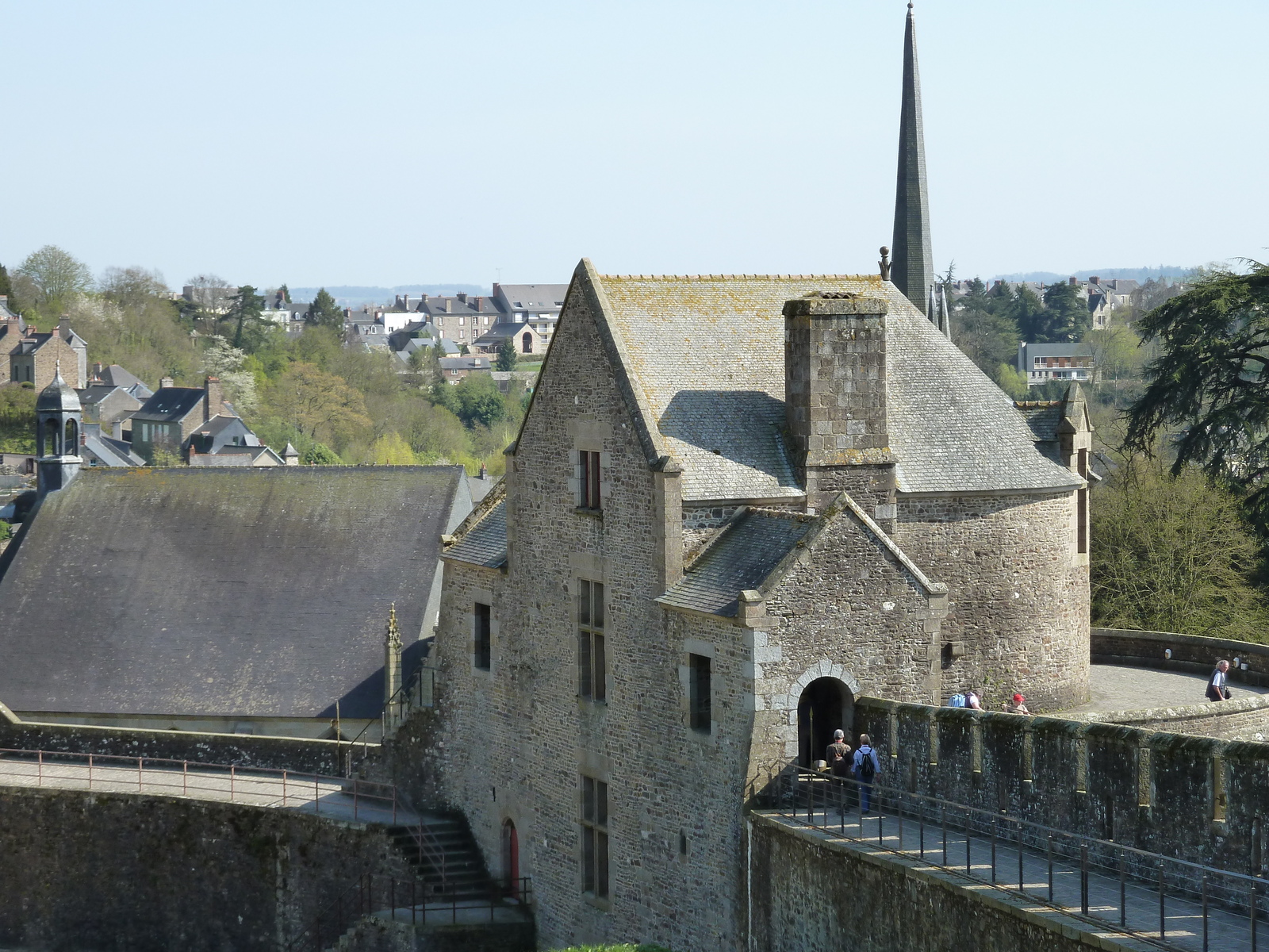 รูปถ่าย ฝรั่งเศส(France) ฟูแฌร์(Fougeres) 2010-04 122