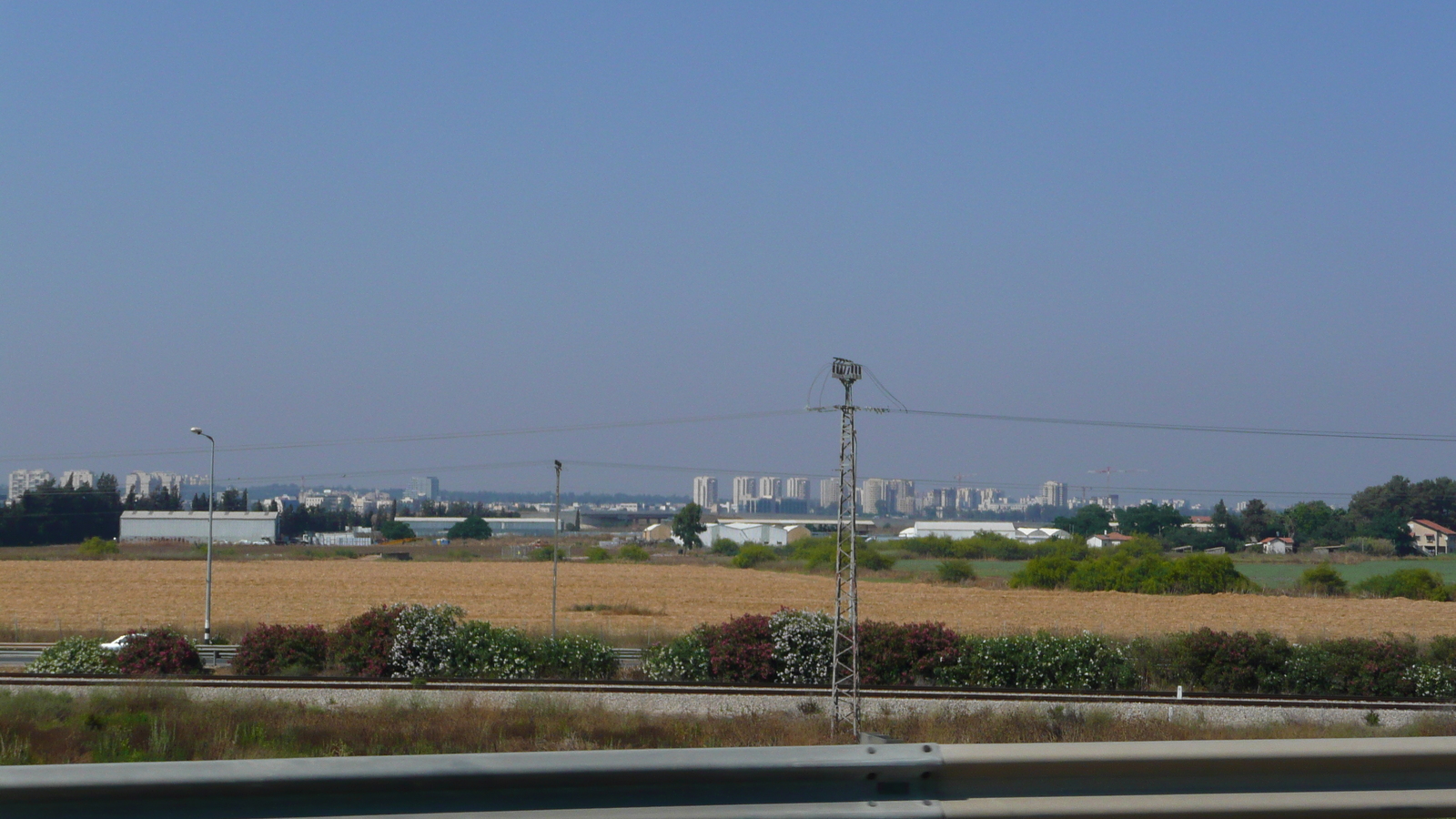 รูปถ่าย อิสราเอล(Israel) จากเทลอาวีฟไปท่าอากาศยานเบนกูเรียน(Tel Aviv to Ben Gurion Airport) 2007-06 50