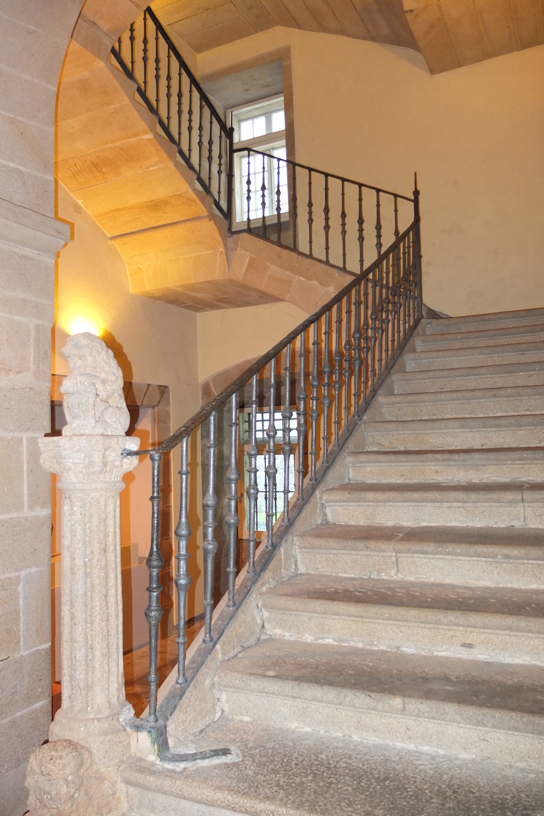 รูปถ่าย สเปน(Spain) ซานเตียโกเดกอมโปสเตลา(Santiago de Compostela) 2013-01 21