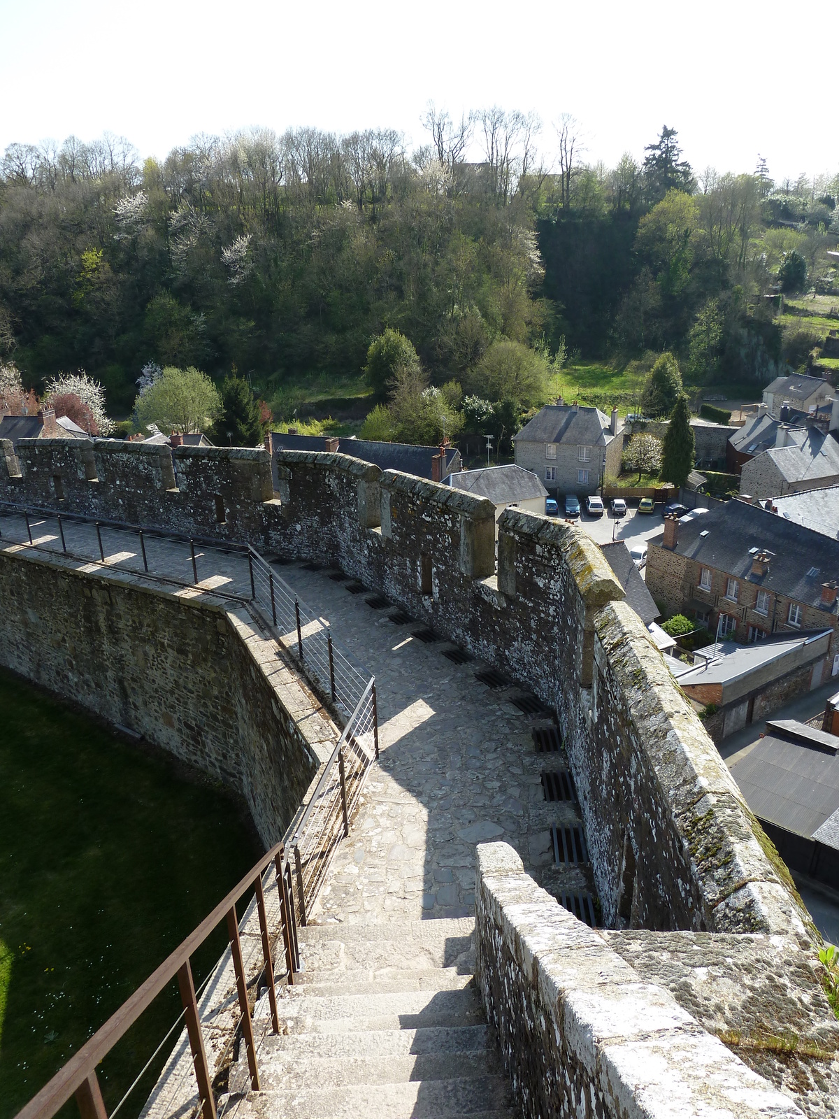 รูปถ่าย ฝรั่งเศส(France) ฟูแฌร์(Fougeres) 2010-04 13