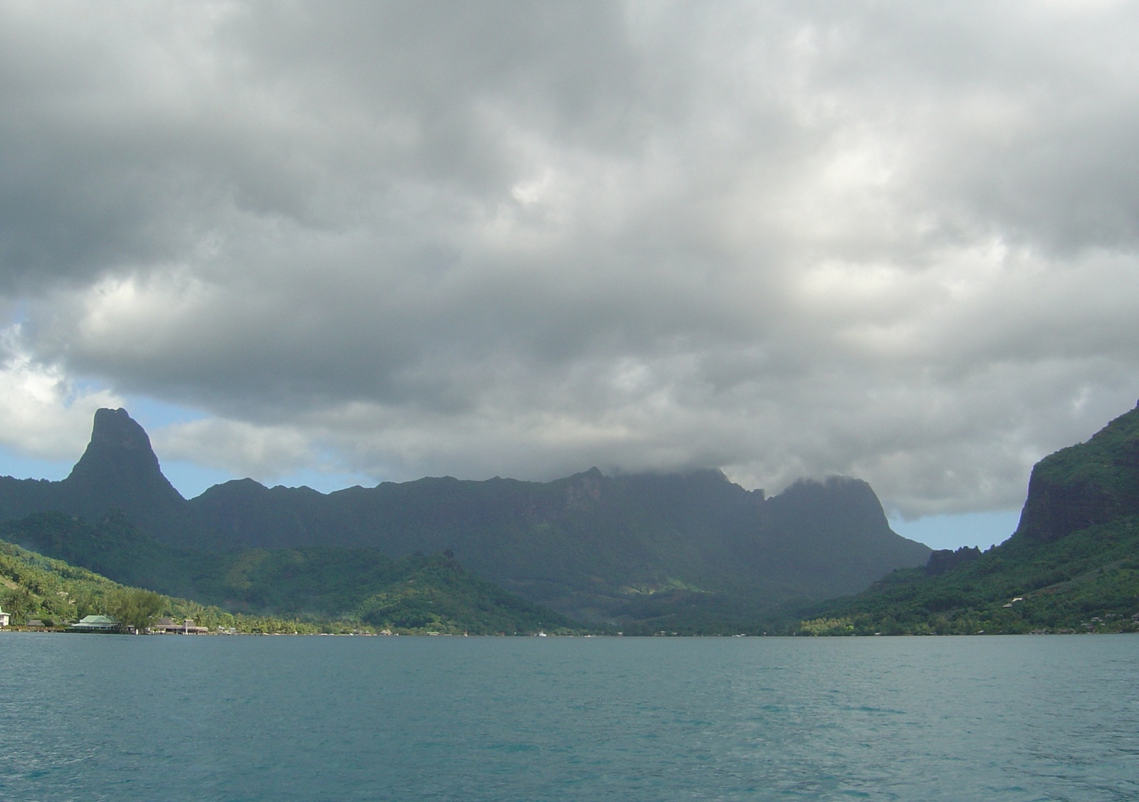 รูปถ่าย เฟรนช์โพลี่นีเซีย(Polynesia) มูเรีย(Moorea) 2006-04 202