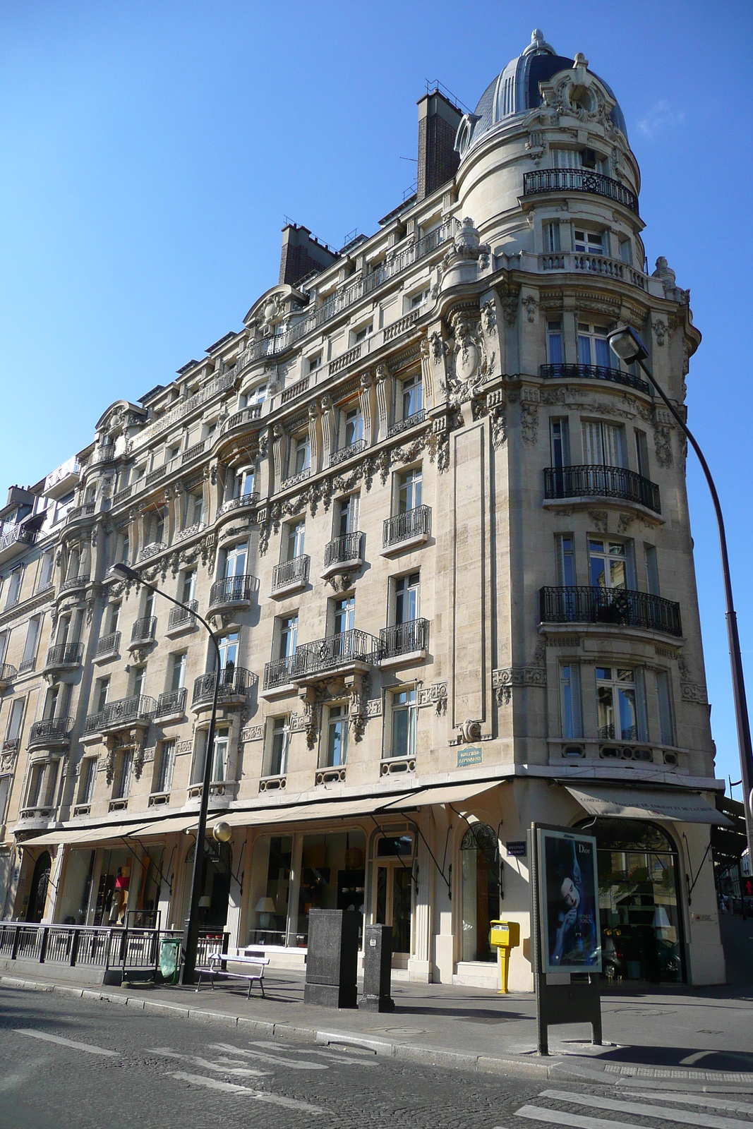 รูปถ่าย ฝรั่งเศส(France) ปารีส(Paris) ถนนฟรีดลันด์(Avenue de Friedland) 2007-09 61