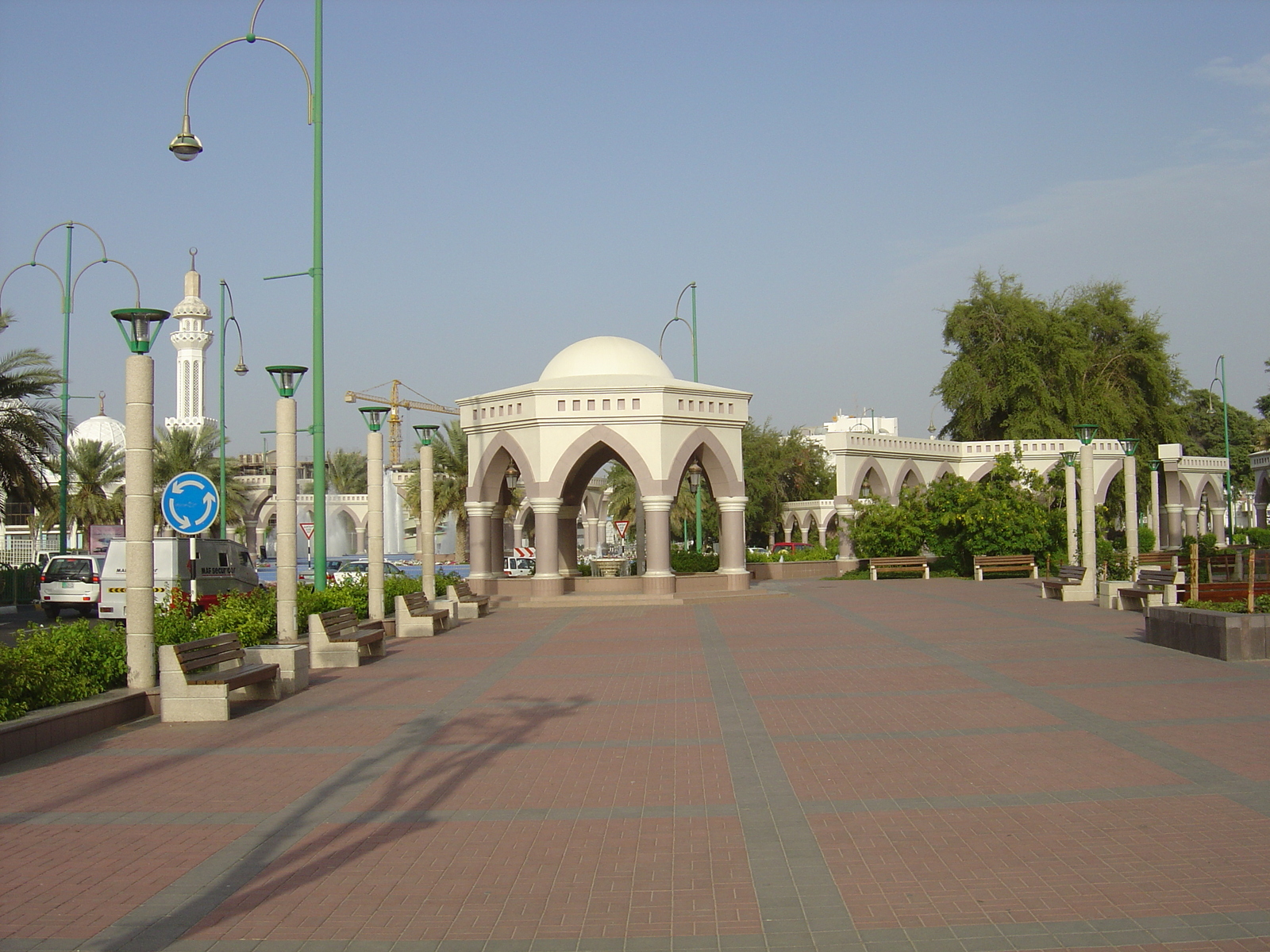 รูปถ่าย สหรัฐอาหรับเอมิเรตส์(United Arab Emirates) อาเลอิน(Al Ain) 2005-03 10