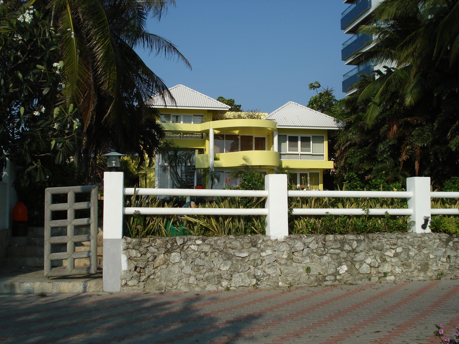 รูปถ่าย ไทย(Thailand) พัทยา(Pattaya) โกลเดนฮอร์น(Golden Horn) 2007-02 61