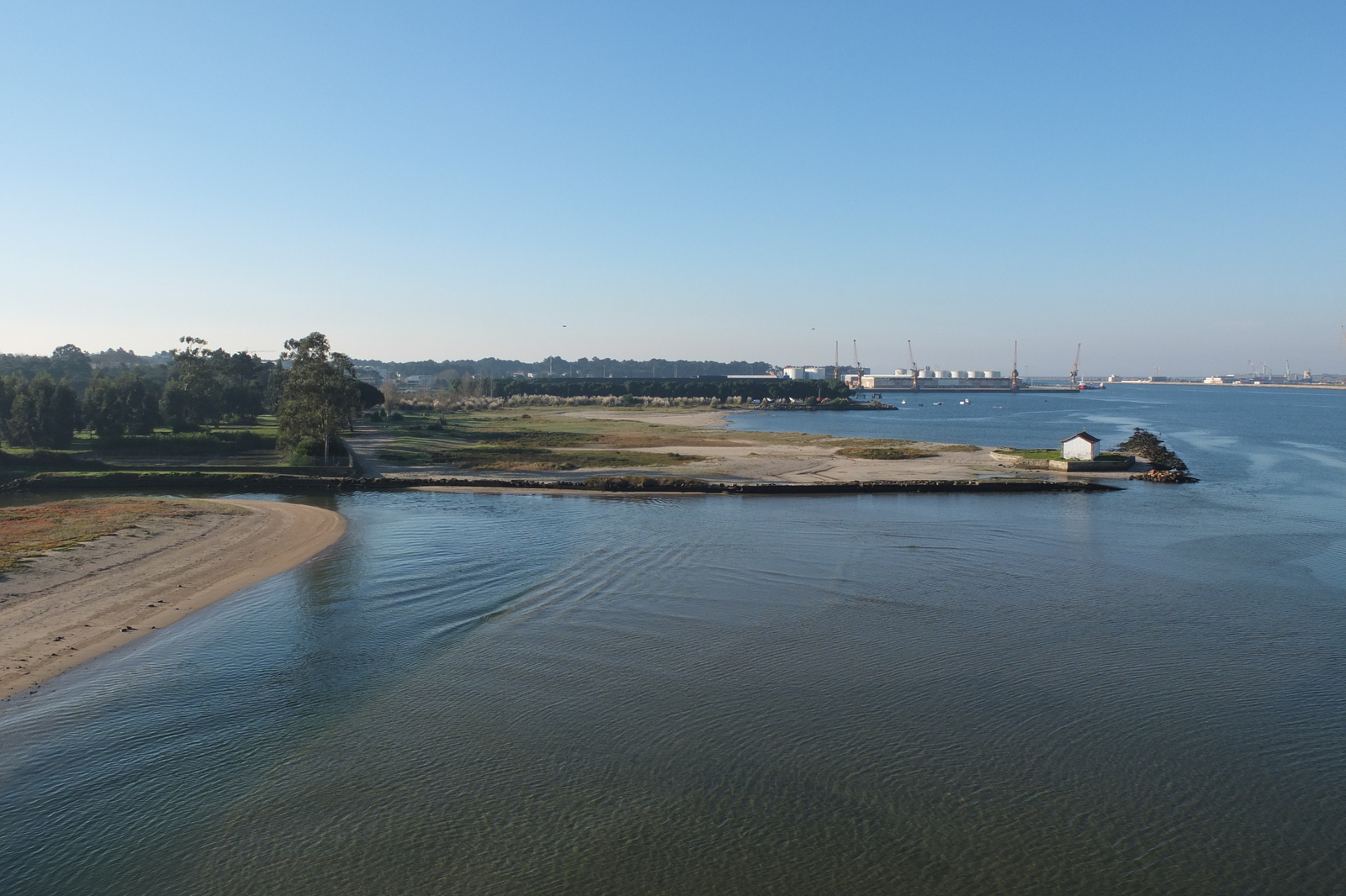 รูปถ่าย โปรตุเกส(Portugal) วีอานาดูกัชเตลู(Viana do Castelo) 2013-01 23