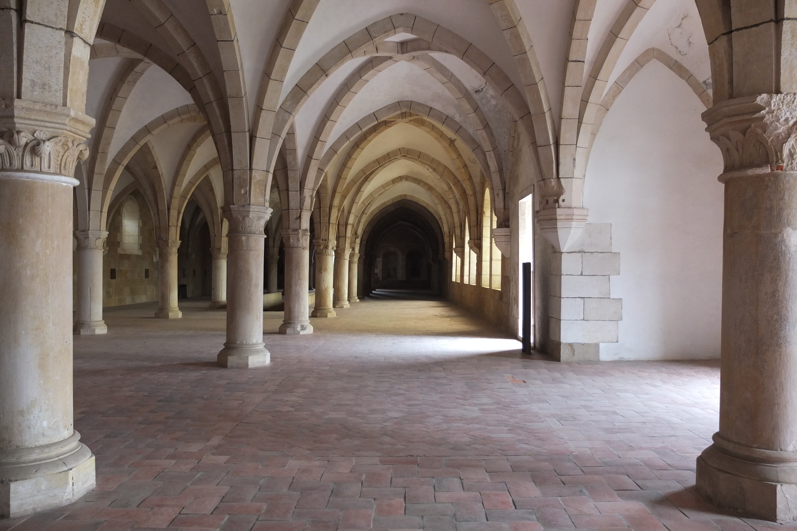 รูปถ่าย โปรตุเกส(Portugal) อัลโกบาซา(Alcobaca) 2013-01 68