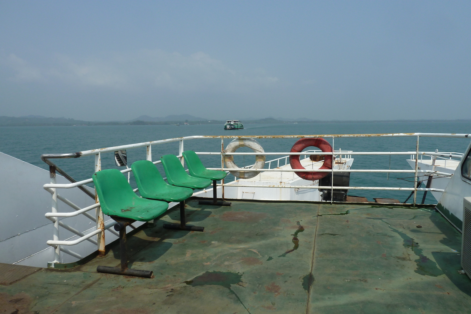 รูปถ่าย ไทย(Thailand) เกาะช้าง(Ko Chang) เรือเฟอร์รี(Ferry) 2011-02 6