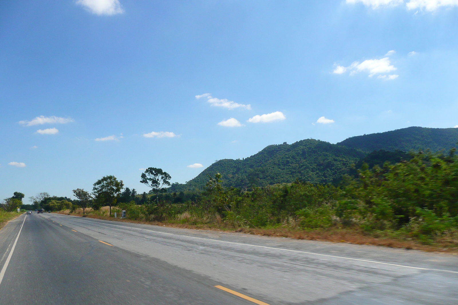 รูปถ่าย ไทย(Thailand) ถนนจากพัทยาไปเกาะเสม็ด(Pattaya to Ko Samet road) 2008-12 62
