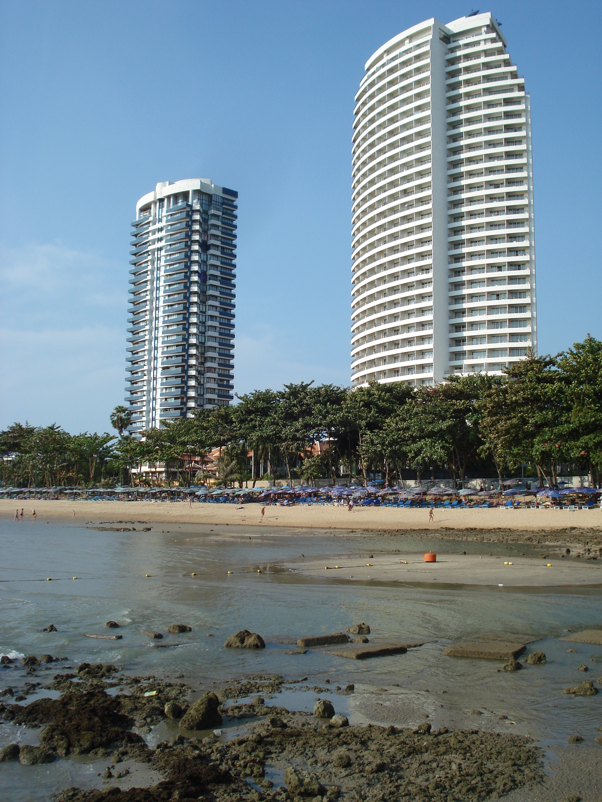 รูปถ่าย ไทย(Thailand) พัทยา(Pattaya) โกลเดนฮอร์น(Golden Horn) 2007-02 66
