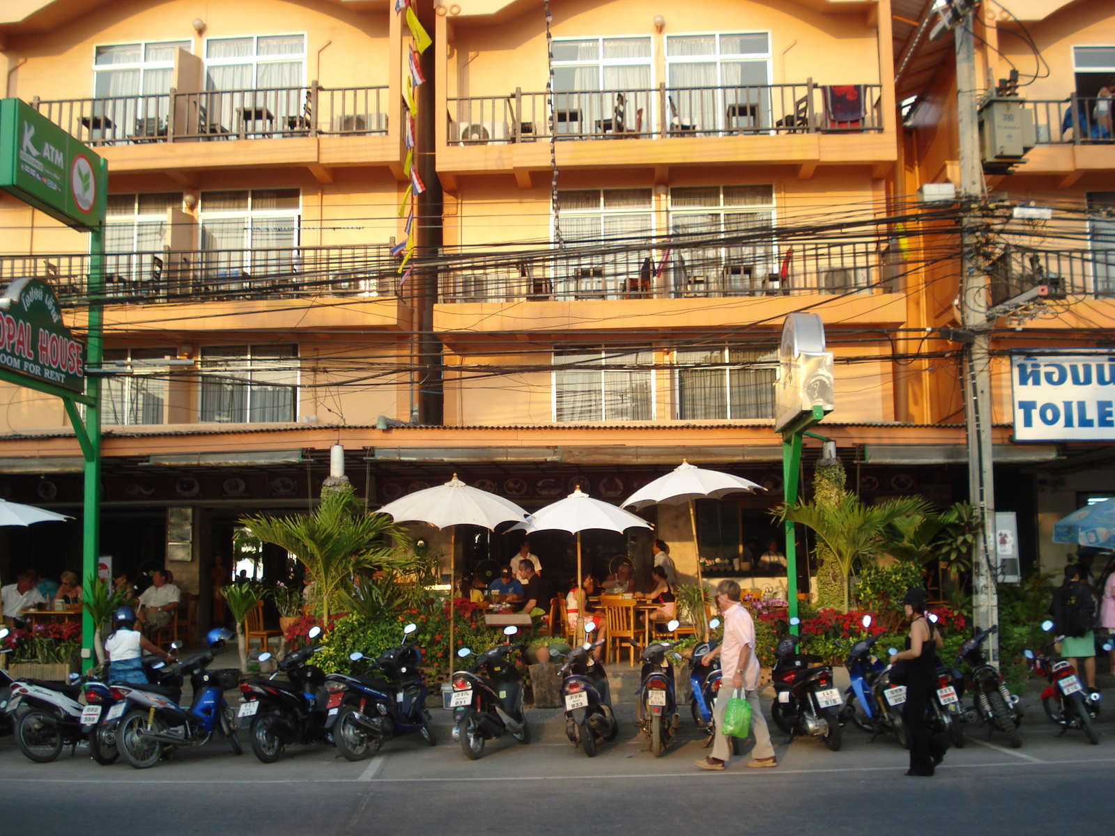 รูปถ่าย ไทย(Thailand) จอมเทียน(Jomtien) จอมเทียนสายหนึ่ง(Jomtien Sainueng) 2008-01 0
