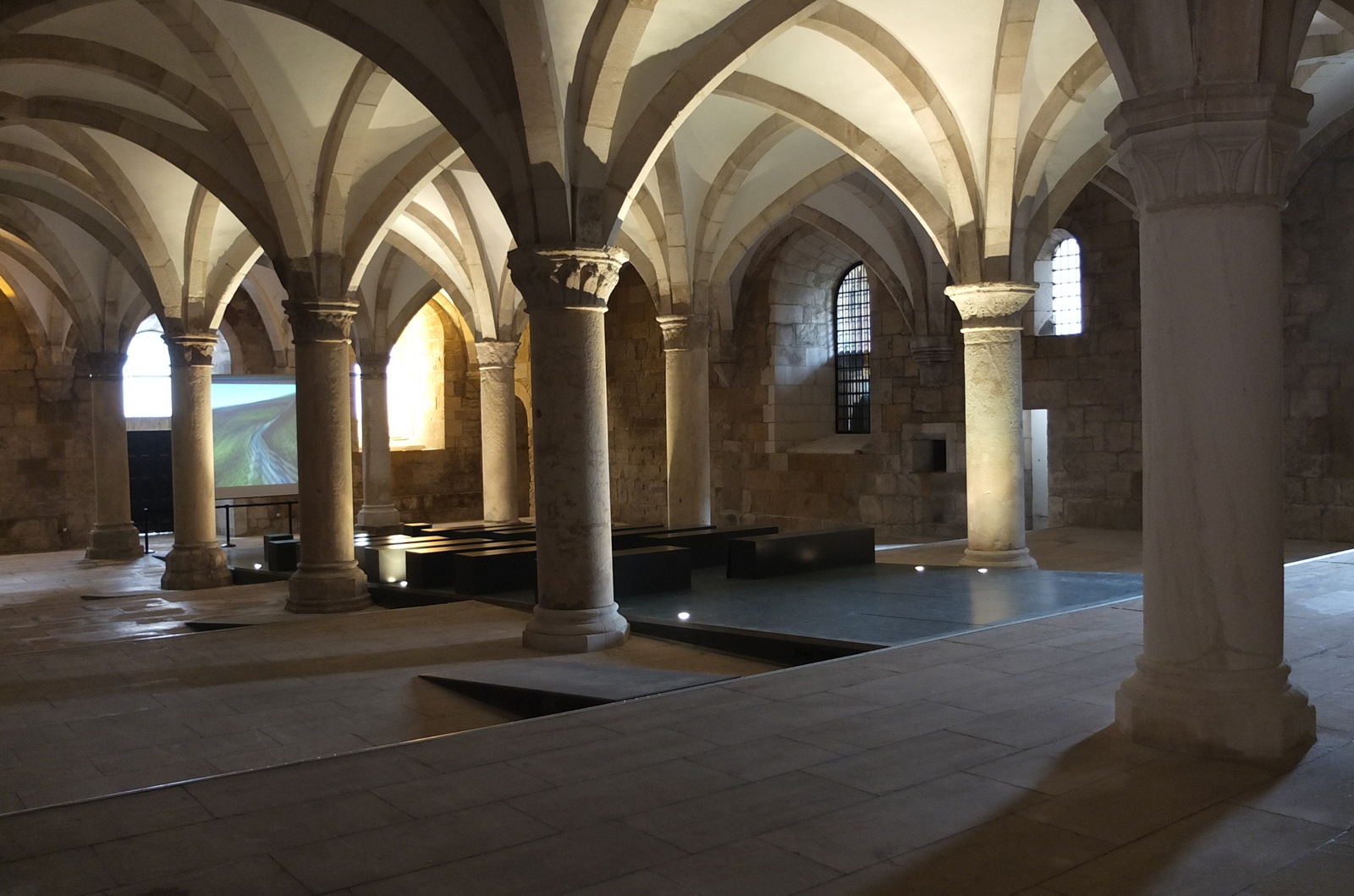 รูปถ่าย โปรตุเกส(Portugal) อัลโกบาซา(Alcobaca) 2013-01 38