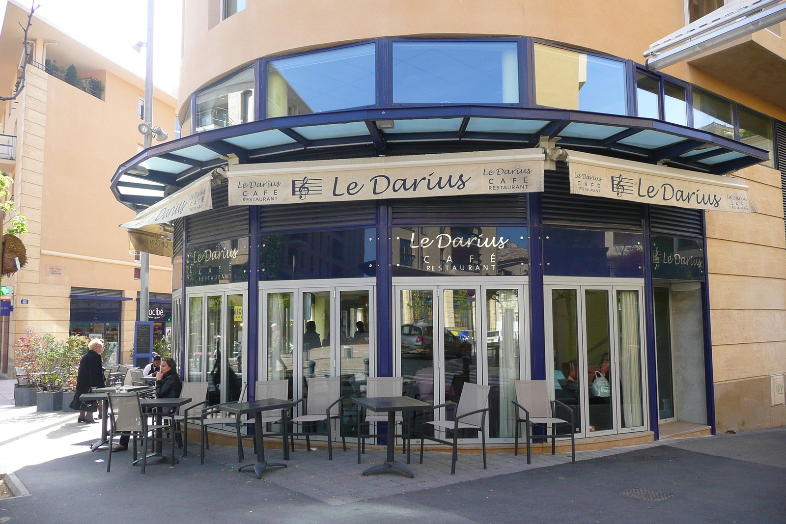 รูปถ่าย ฝรั่งเศส(France) แอ็กซ์-อ็อง-โพรว็องส์(Aix en Provence) แอ็กซ์ฝั่งตะวันตก(Aix West) 2008-04 21