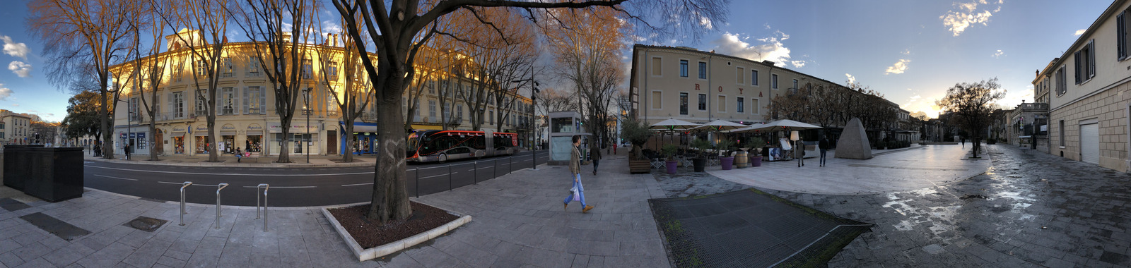 รูปถ่าย ฝรั่งเศส(France) นีเมอ(Nimes) 2018-02 19