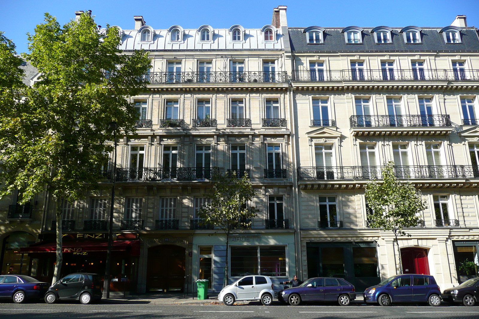 รูปถ่าย ฝรั่งเศส(France) ปารีส(Paris) ถนนฟรีดลันด์(Avenue de Friedland) 2007-09 56