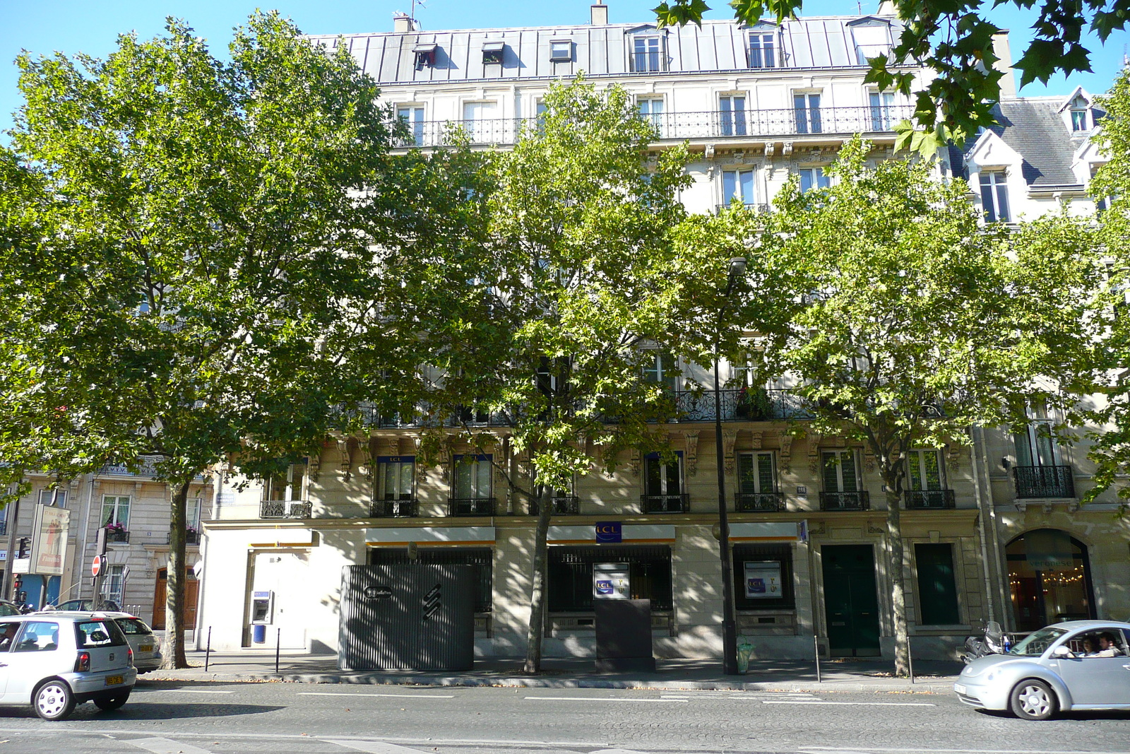 รูปถ่าย ฝรั่งเศส(France) ปารีส(Paris) ถนนฟรีดลันด์(Avenue de Friedland) 2007-09 42