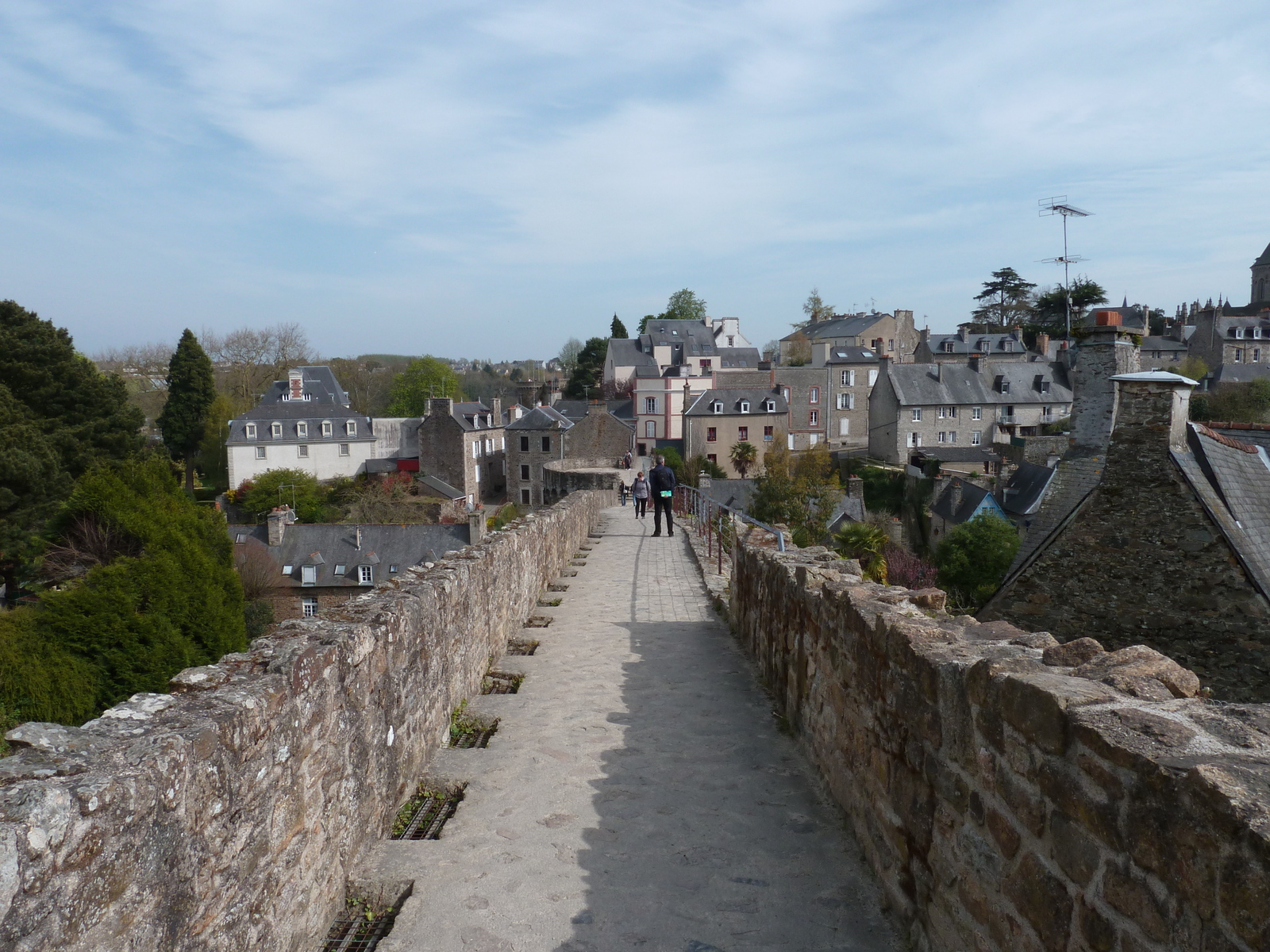 รูปถ่าย ฝรั่งเศส(France) ดีน็อง(Dinan) กำแพงเมืองดีน็อง(Dinan city walls) 2010-04 30
