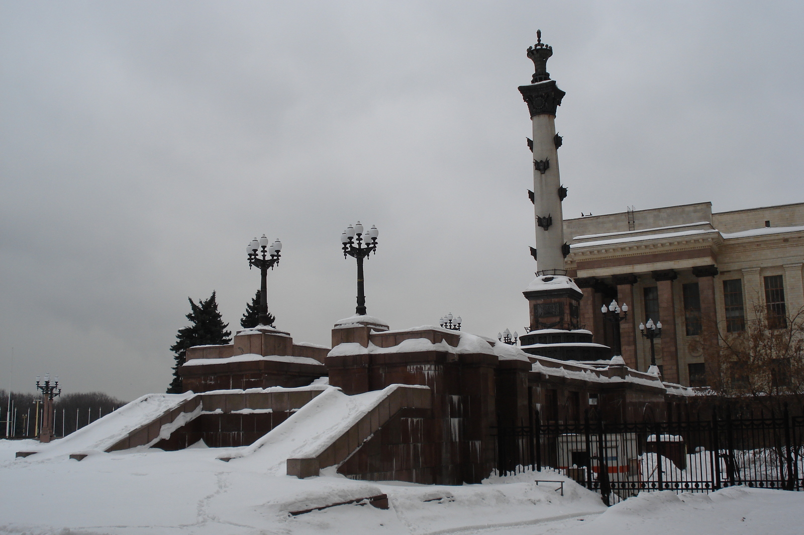 รูปถ่าย รัสเซีย(Russia) มอสโก(Moscow) มหาวิทยาลัยแห่งรัฐมอสโก(Moscow State University) 2006-03 2