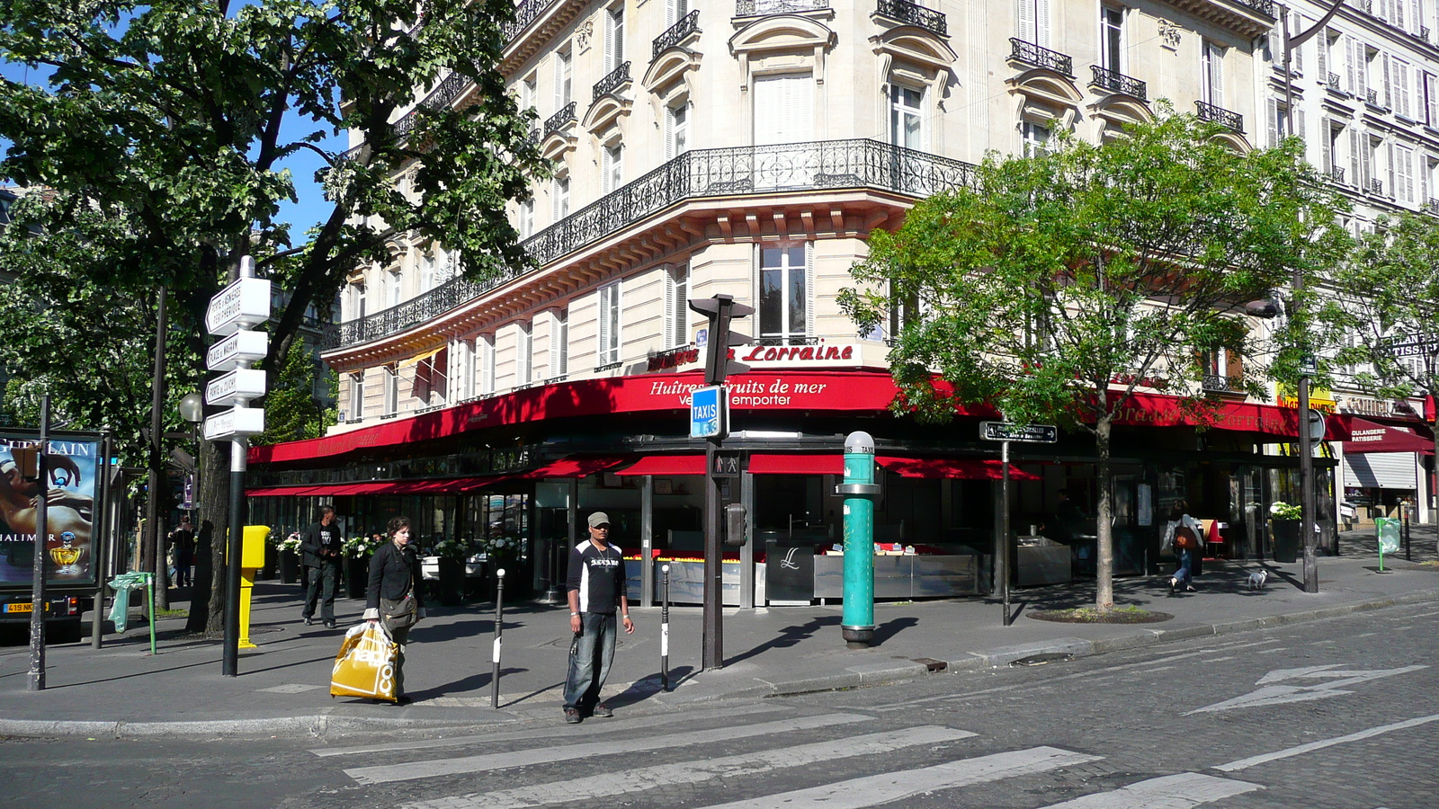 รูปถ่าย ฝรั่งเศส(France) ปารีส(Paris) จัตุรัสแตร์น(Place des Ternes) 2007-05 17
