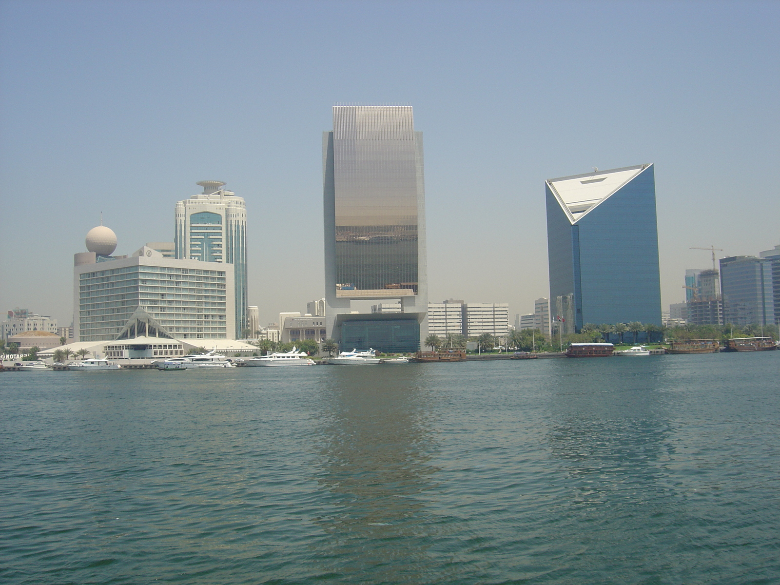 รูปถ่าย สหรัฐอาหรับเอมิเรตส์(United Arab Emirates) ดูไบ(Dubai) 2005-03 132