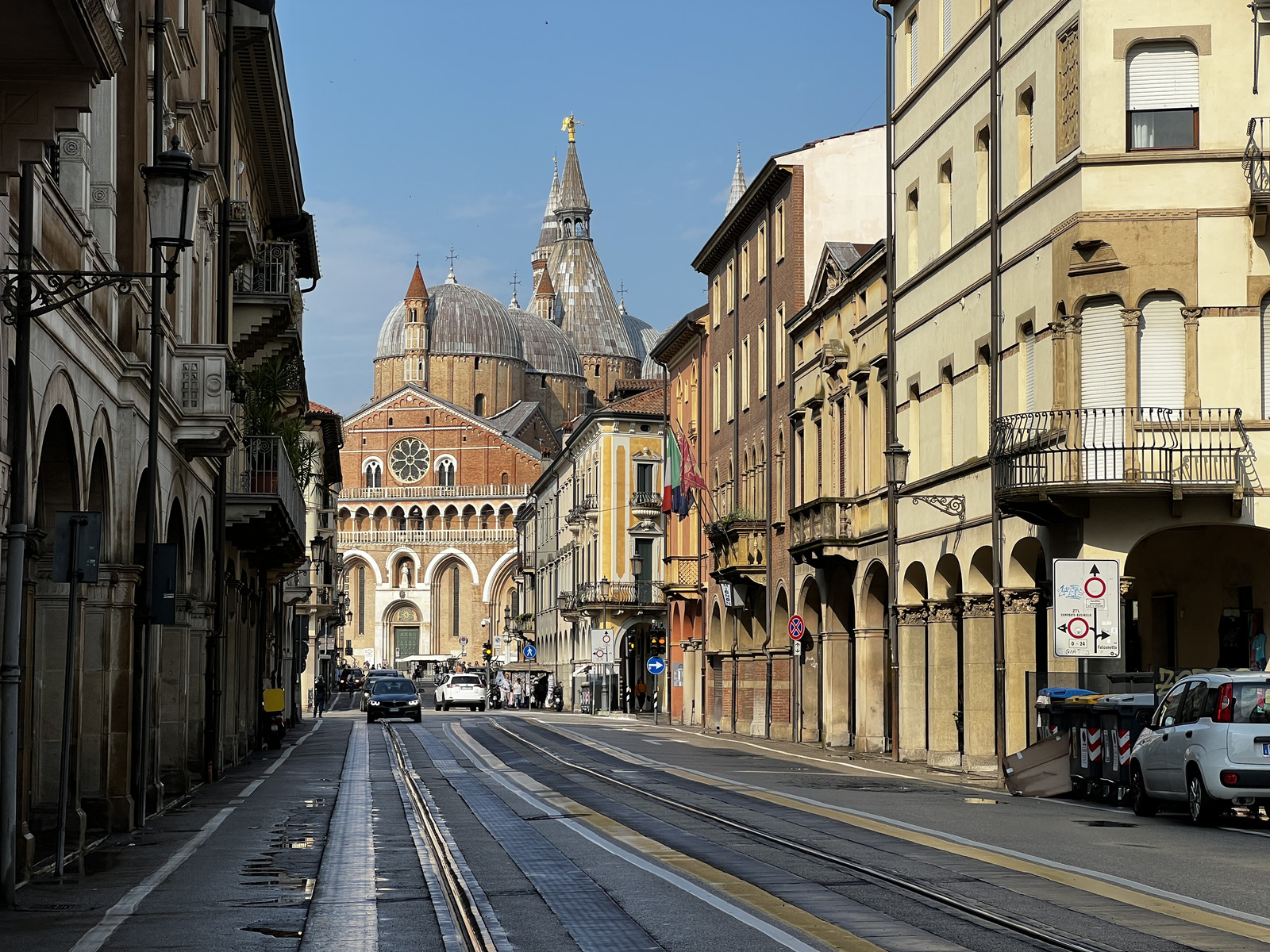 รูปถ่าย อิตาลี(Italy) ปาโดวา(Padua) 2022-05 21