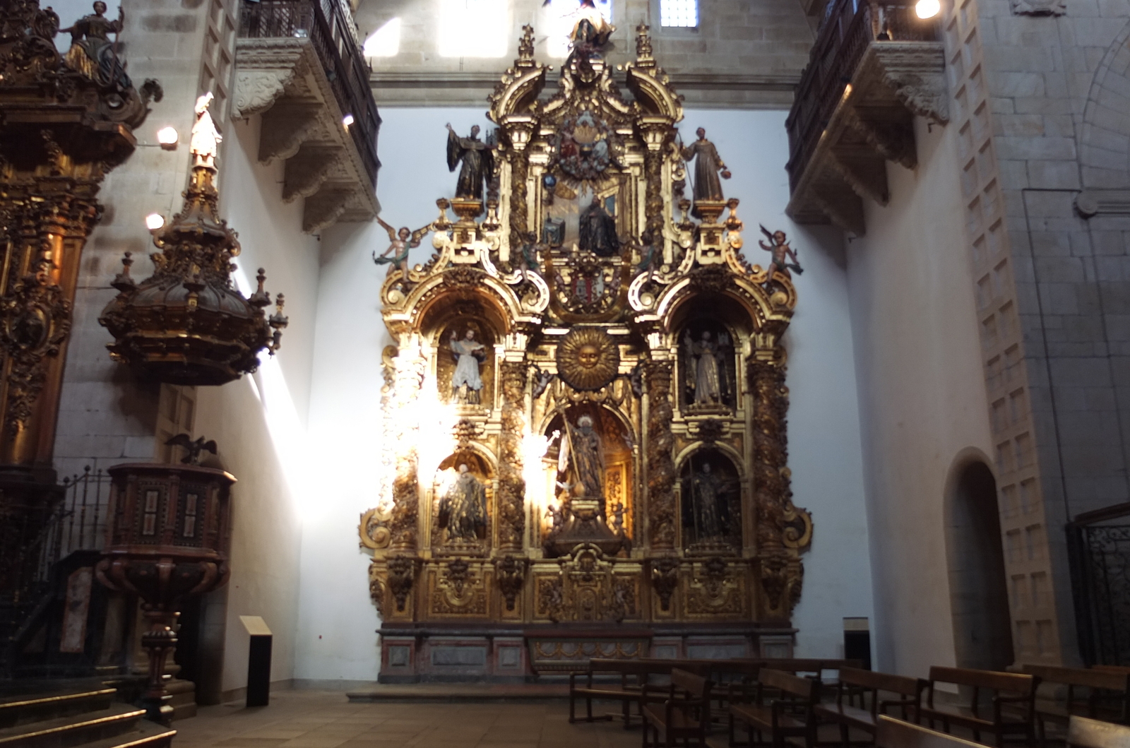 รูปถ่าย สเปน(Spain) ซานเตียโกเดกอมโปสเตลา(Santiago de Compostela) 2013-01 49