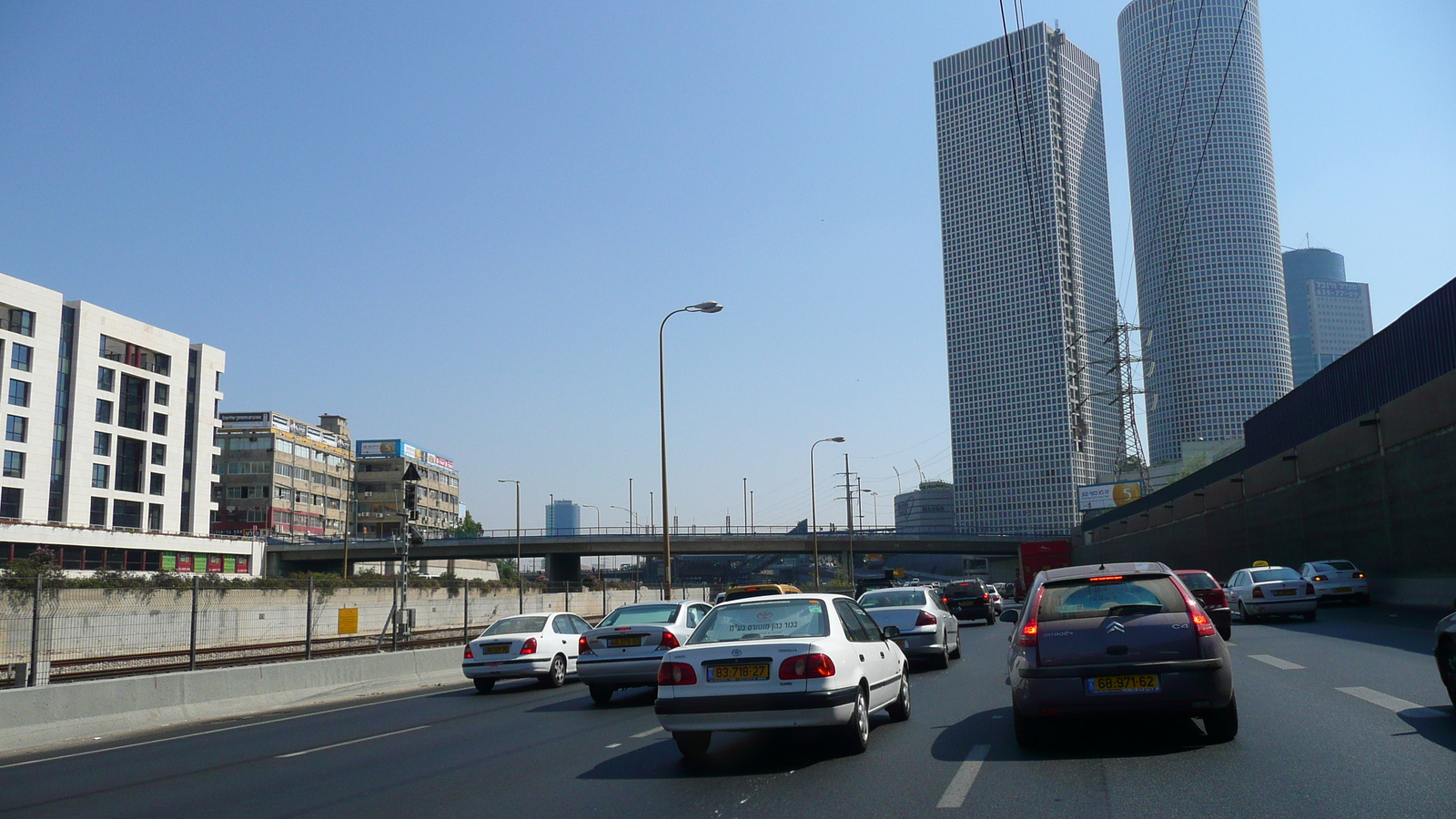 รูปถ่าย อิสราเอล(Israel) จากเทลอาวีฟไปท่าอากาศยานเบนกูเรียน(Tel Aviv to Ben Gurion Airport) 2007-06 2