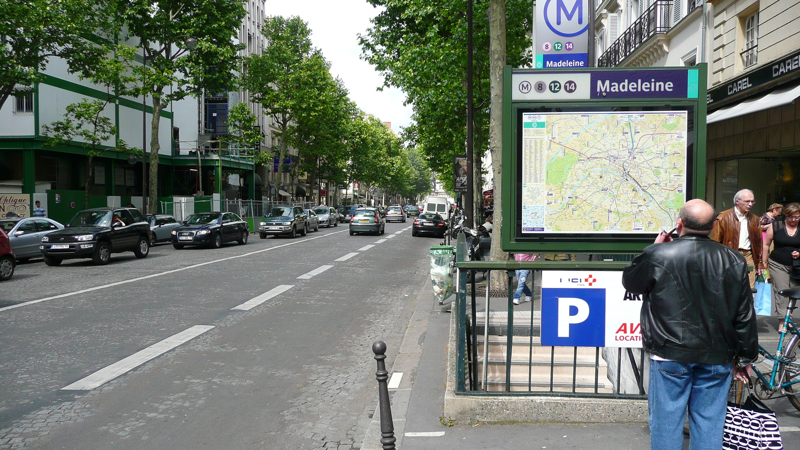รูปถ่าย ฝรั่งเศส(France) ปารีส(Paris) คุ้มที่ 8(8th Arrondissement) ถนนทรงเช(Rue Tronchet) 2007-05 12