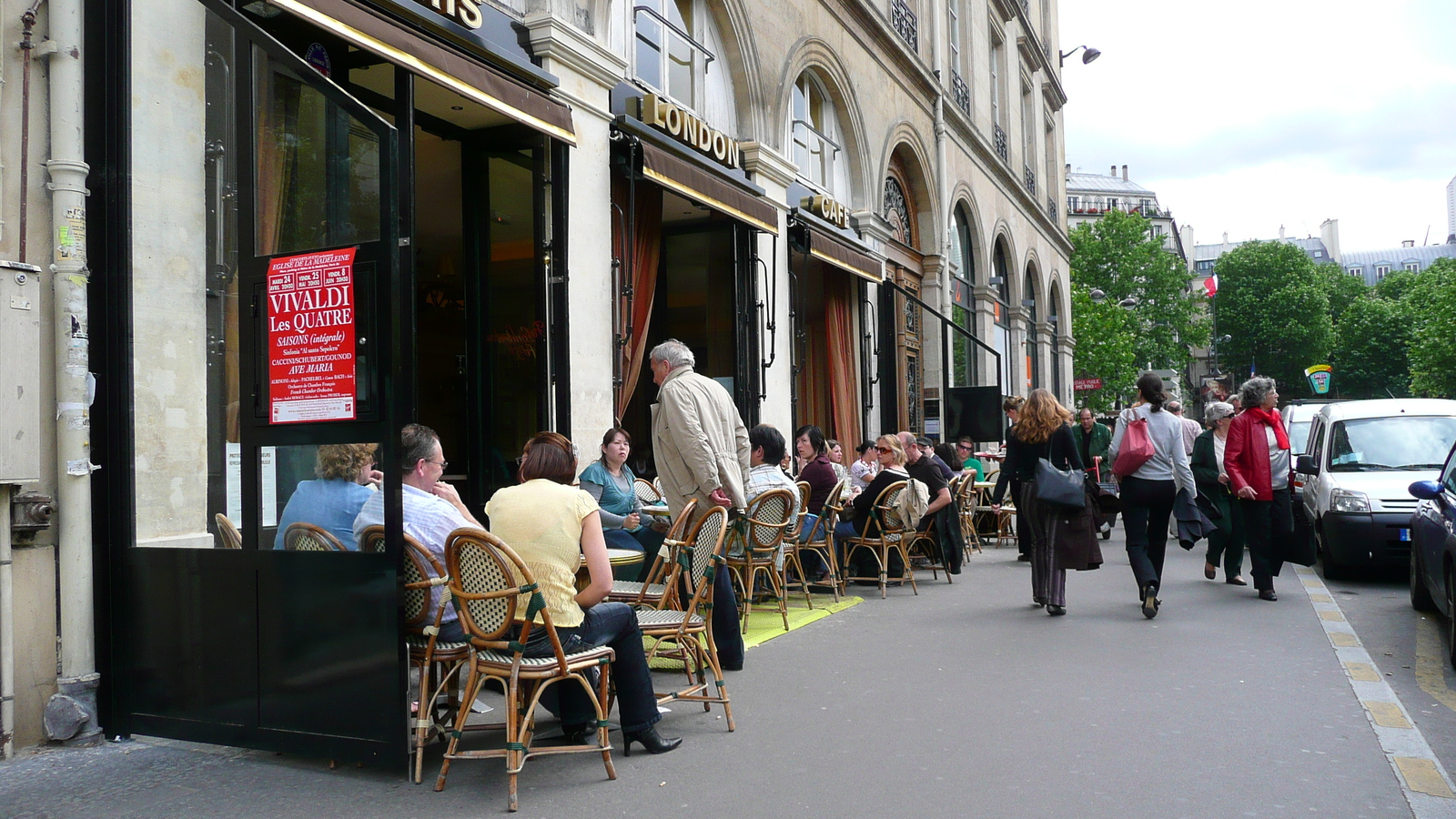 รูปถ่าย ฝรั่งเศส(France) ปารีส(Paris) โบสถ์ลามาเดอแลน(La Madeleine) 2007-05 97