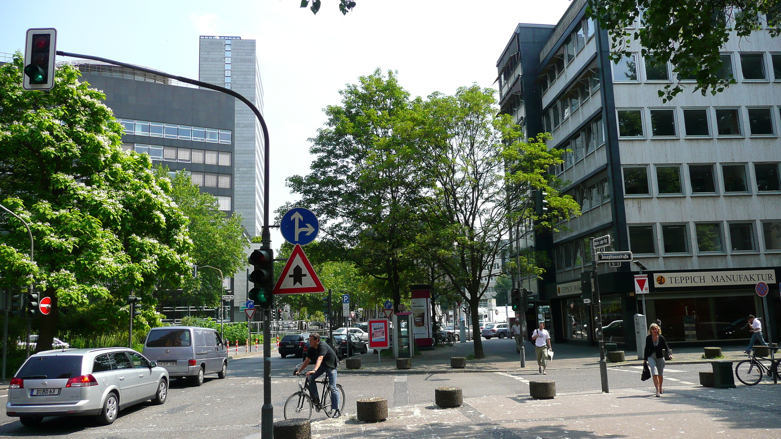 รูปถ่าย เยอรมนี(Germany) ดัสเซลดอร์ฟ(Dusseldorf) 2007-05 174