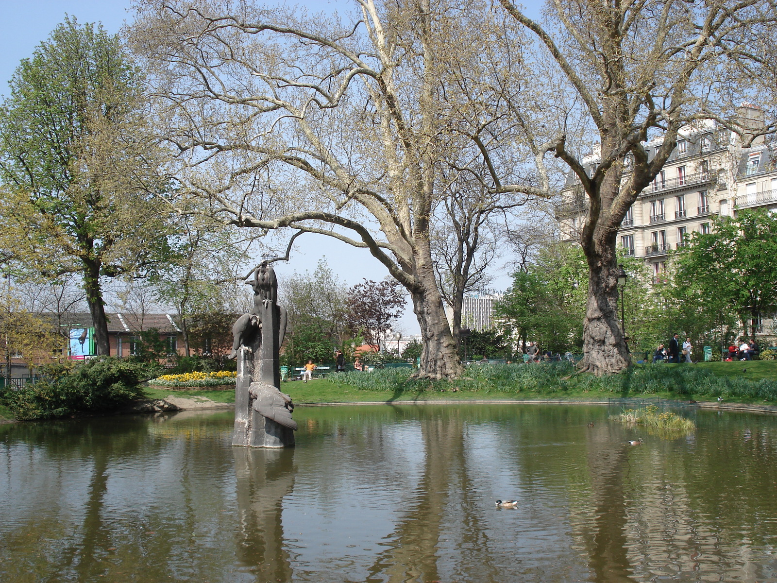 รูปถ่าย ฝรั่งเศส(France) ปารีส(Paris) สวนบาตีญอล(Square des Batignolles) 2006-04 4