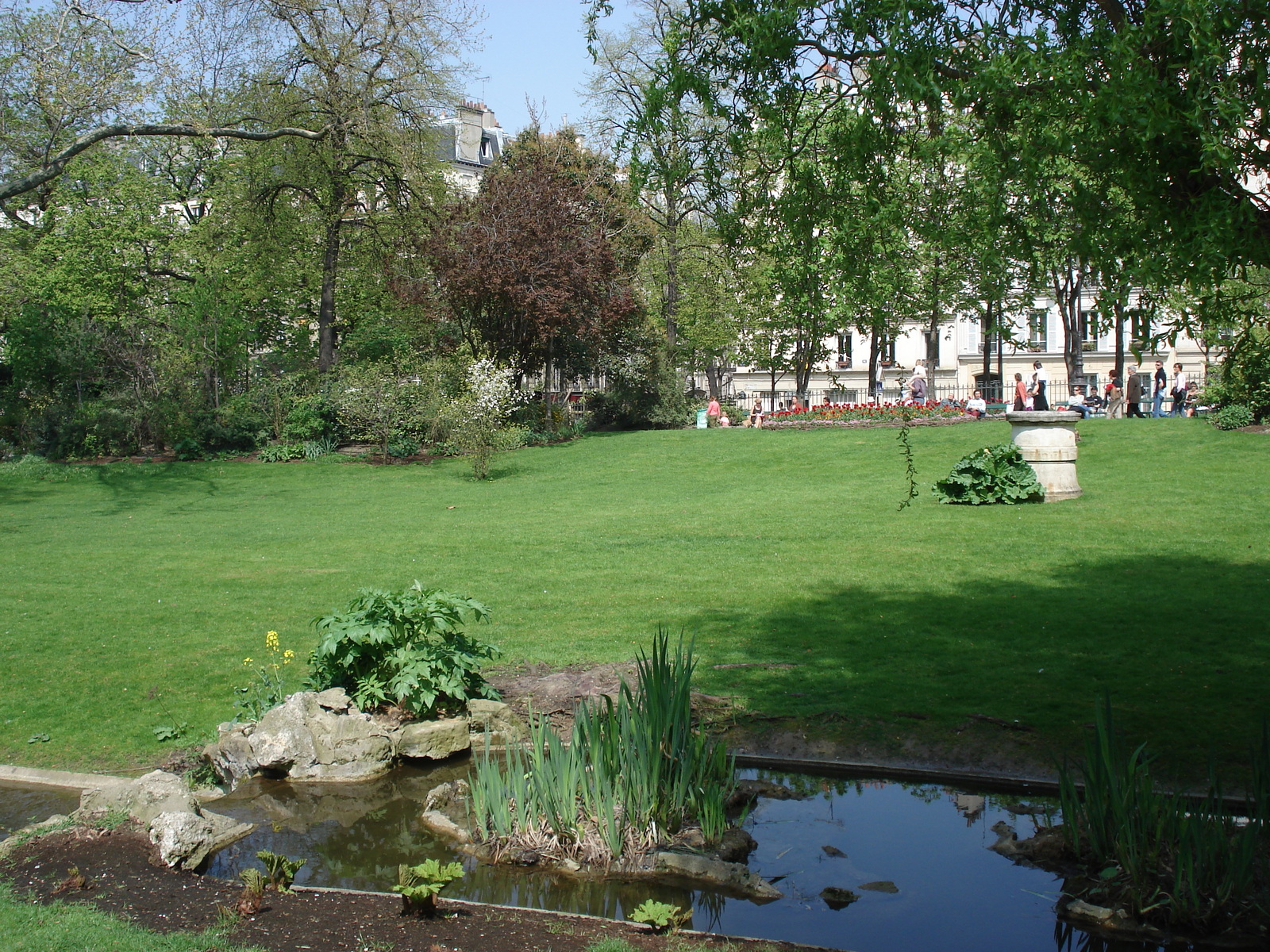 รูปถ่าย ฝรั่งเศส(France) ปารีส(Paris) สวนบาตีญอล(Square des Batignolles) 2006-04 8