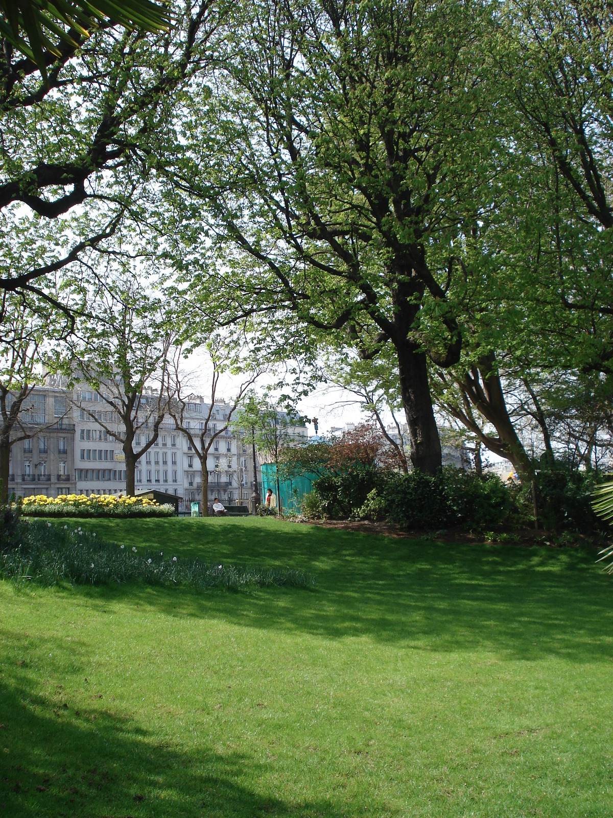 รูปถ่าย ฝรั่งเศส(France) ปารีส(Paris) สวนบาตีญอล(Square des Batignolles) 2006-04 7