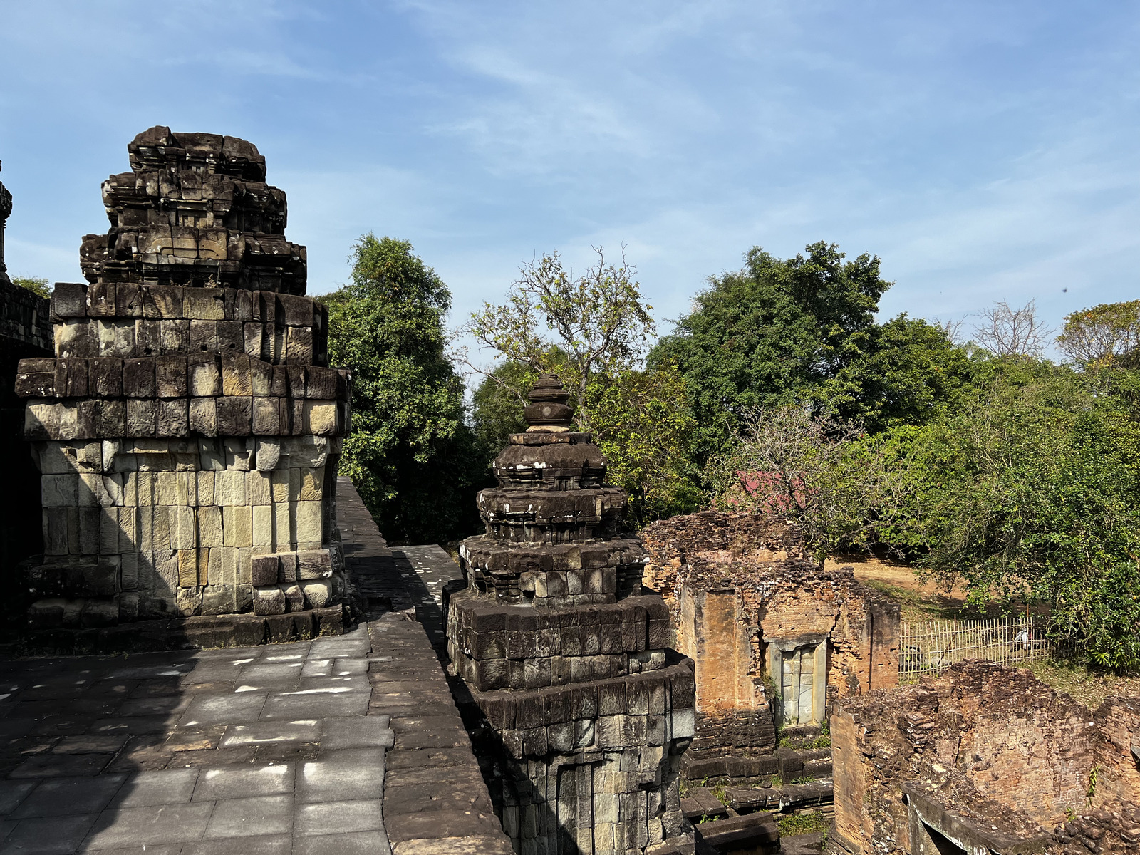 รูปถ่าย กัมพูชา(Cambodia) เสียมราฐ(Siem Reap) ปราสาทพนมบาเค็ง(Phnom Bakheng) 2023-01 11