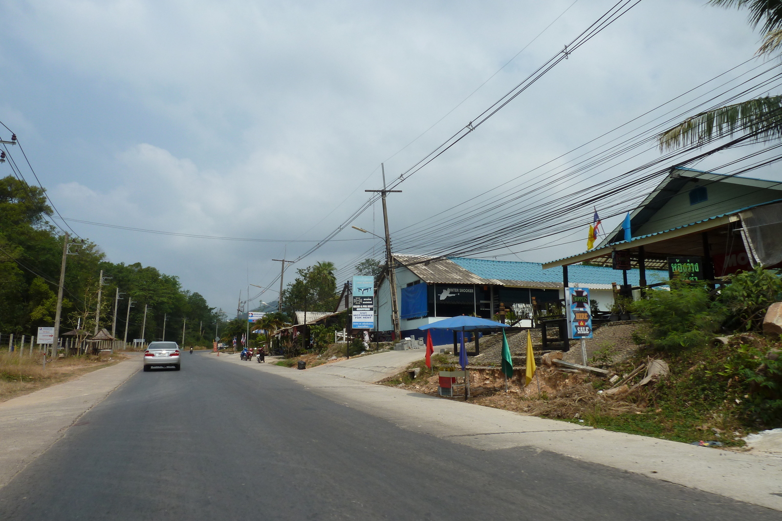 รูปถ่าย ไทย(Thailand) เกาะช้าง(Ko Chang) ถนนบนเกาะ(Island road) 2011-02 72