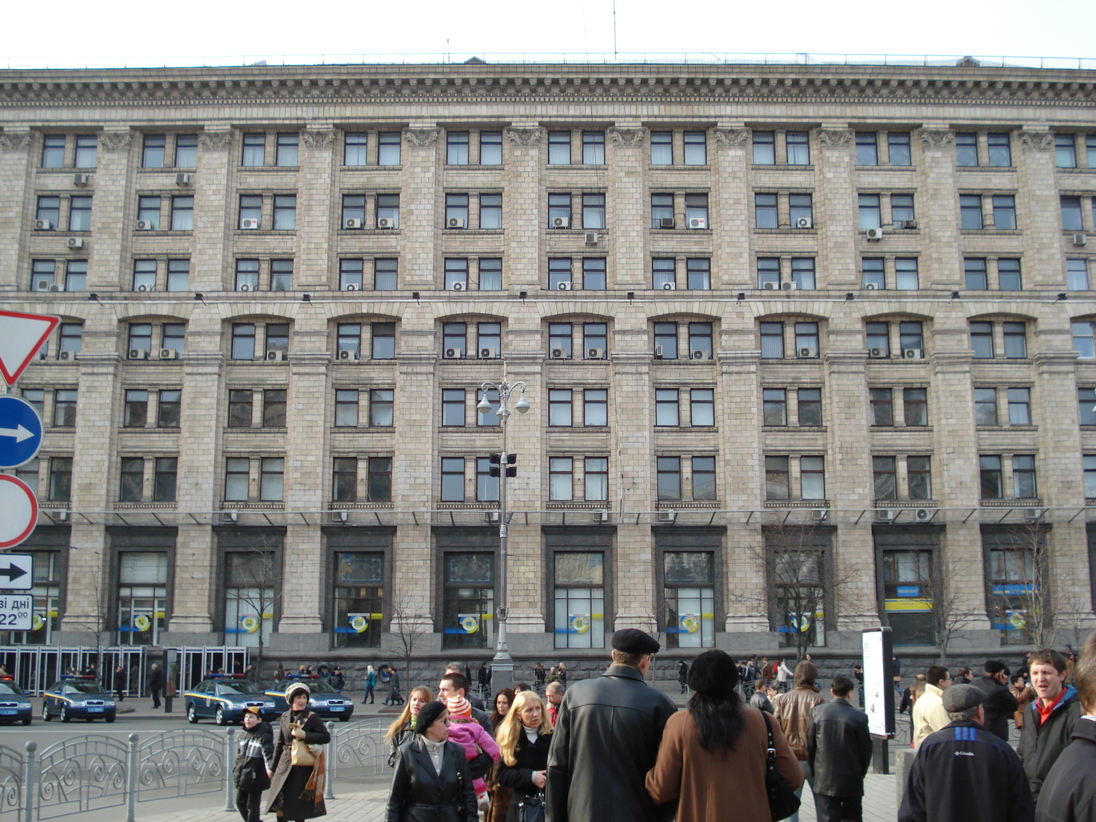 รูปถ่าย ยูเครน(Ukraine) เคียฟ(Kiev) ถนนเครชชาตือค(Kreschatyk Street) 2007-03 53