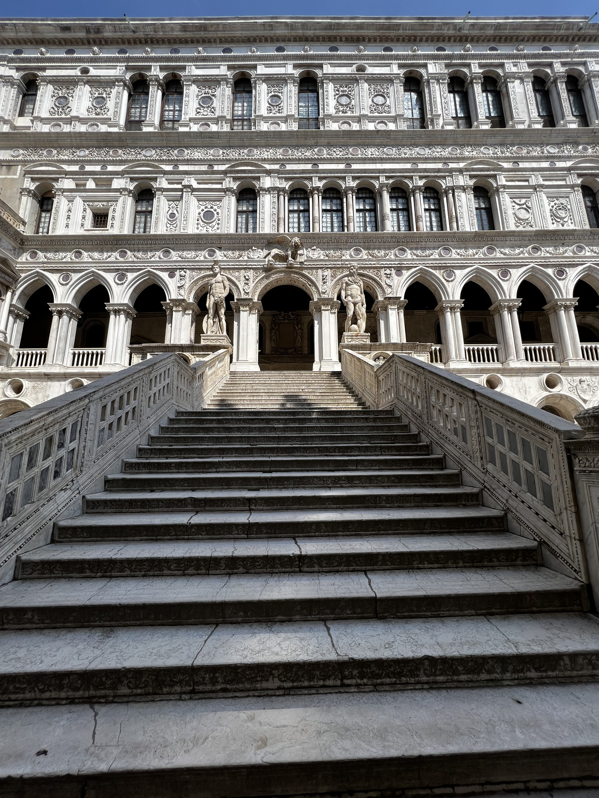 รูปถ่าย อิตาลี(Italy) เวนีส(Venice) พระราชวังดอจ (ปาลัซโซดูกาเล)(Doge's Palace (Palazzo Ducale)) 2022-05 143