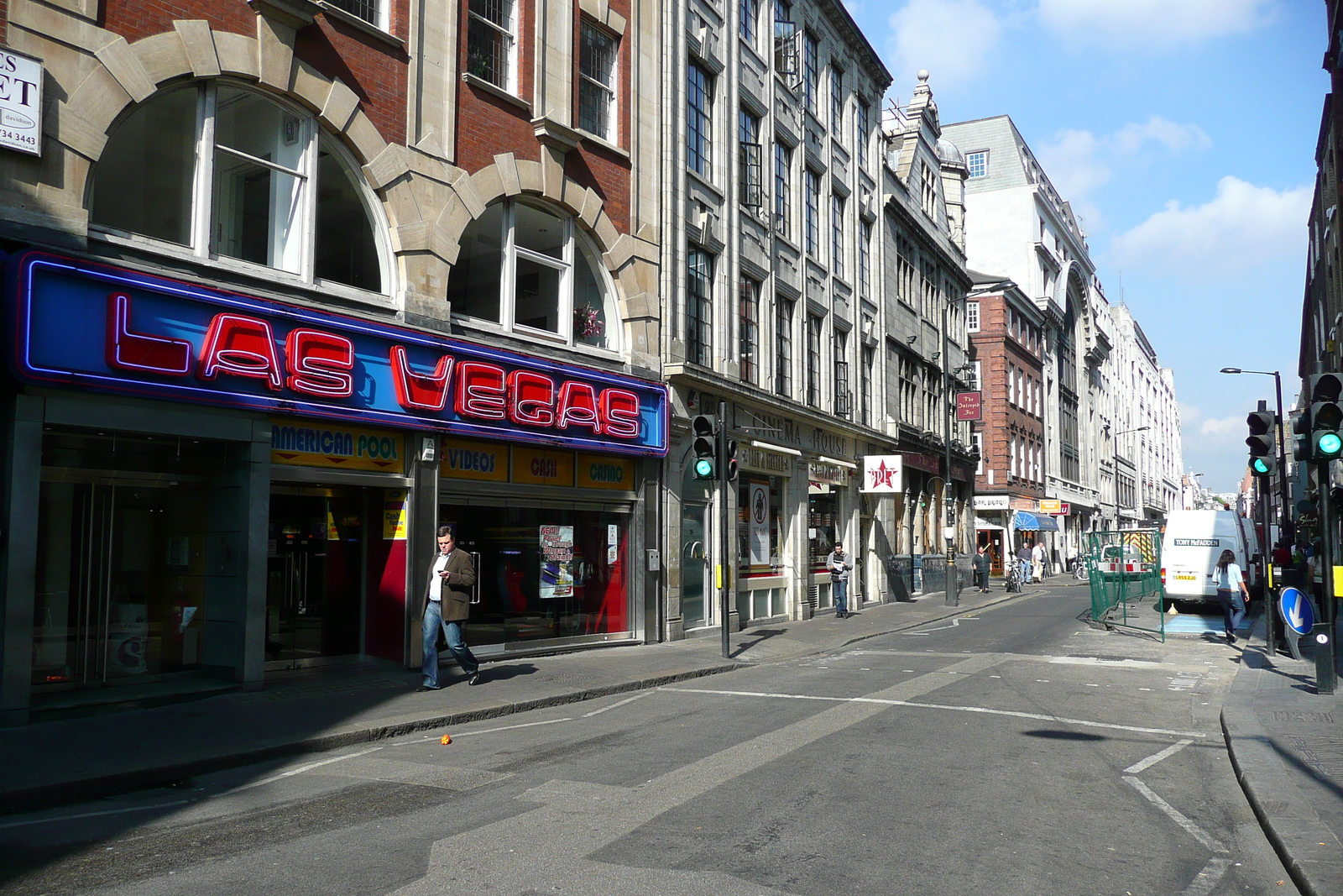 รูปถ่าย อังกฤษ(United Kingdom) ลอนดอน(London) ถนนวอร์ดอร์(Wardour Street) 2007-09 13